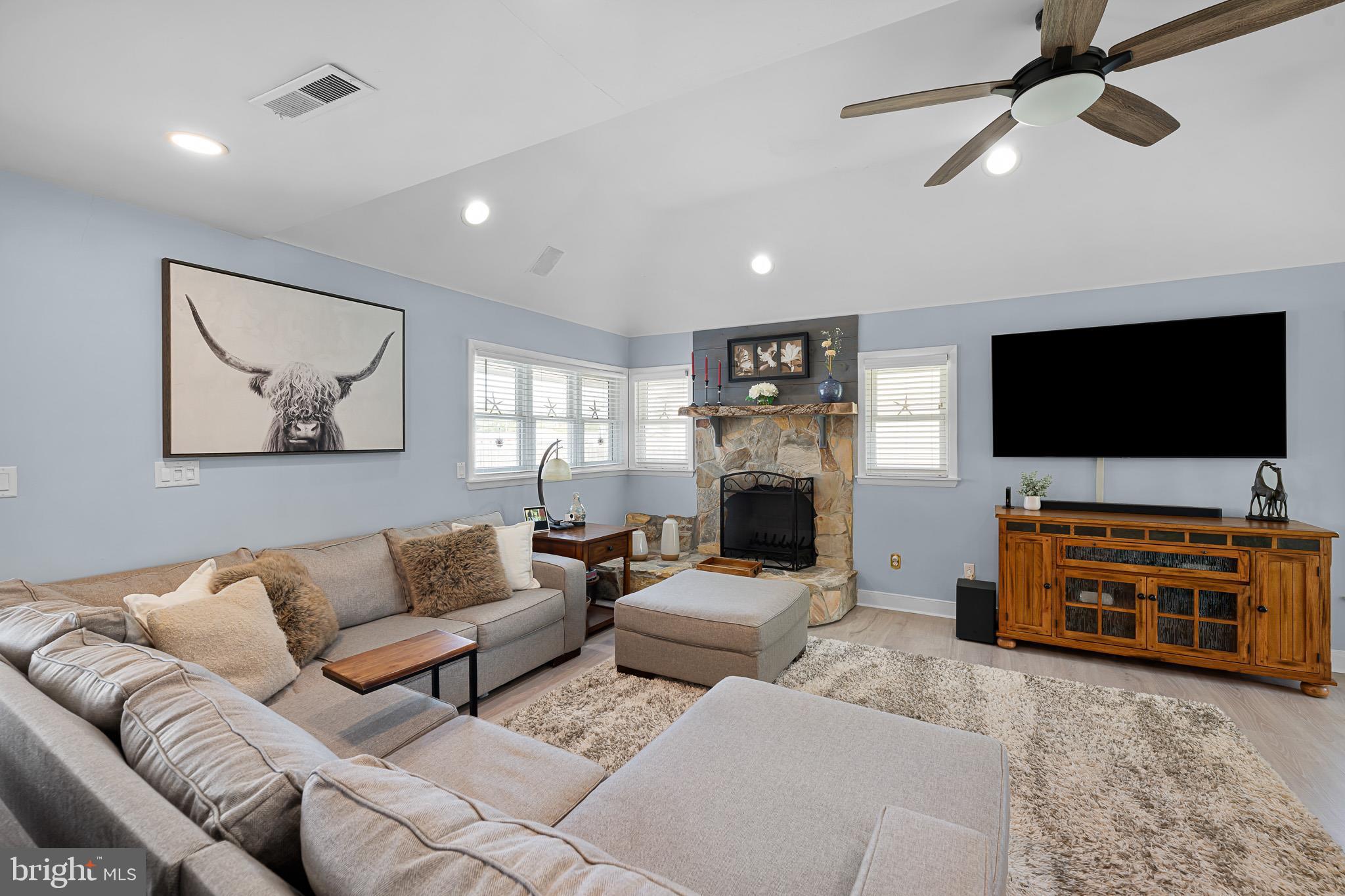 ROLLING ACRES - Residential