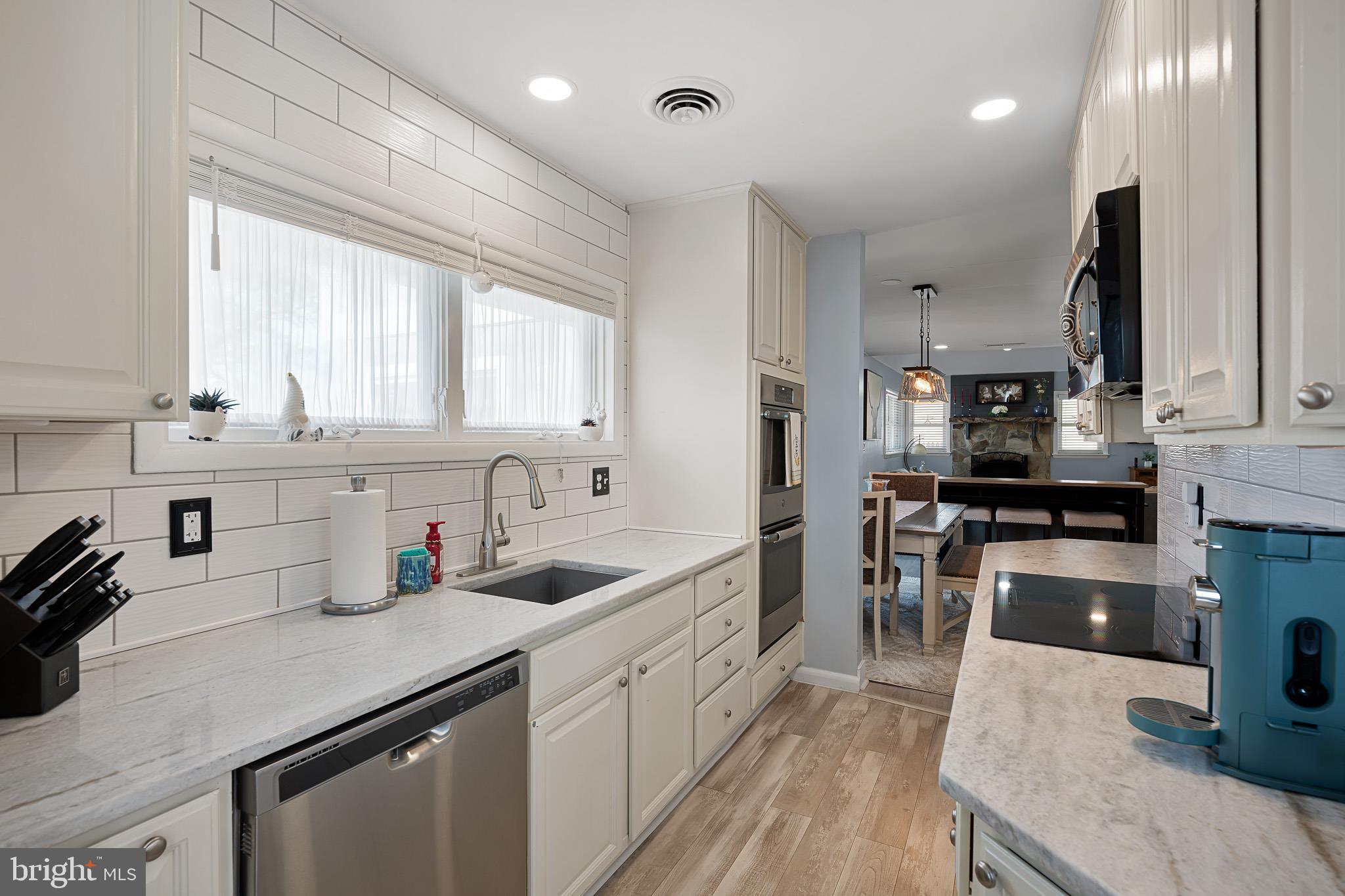 ROLLING ACRES - Residential