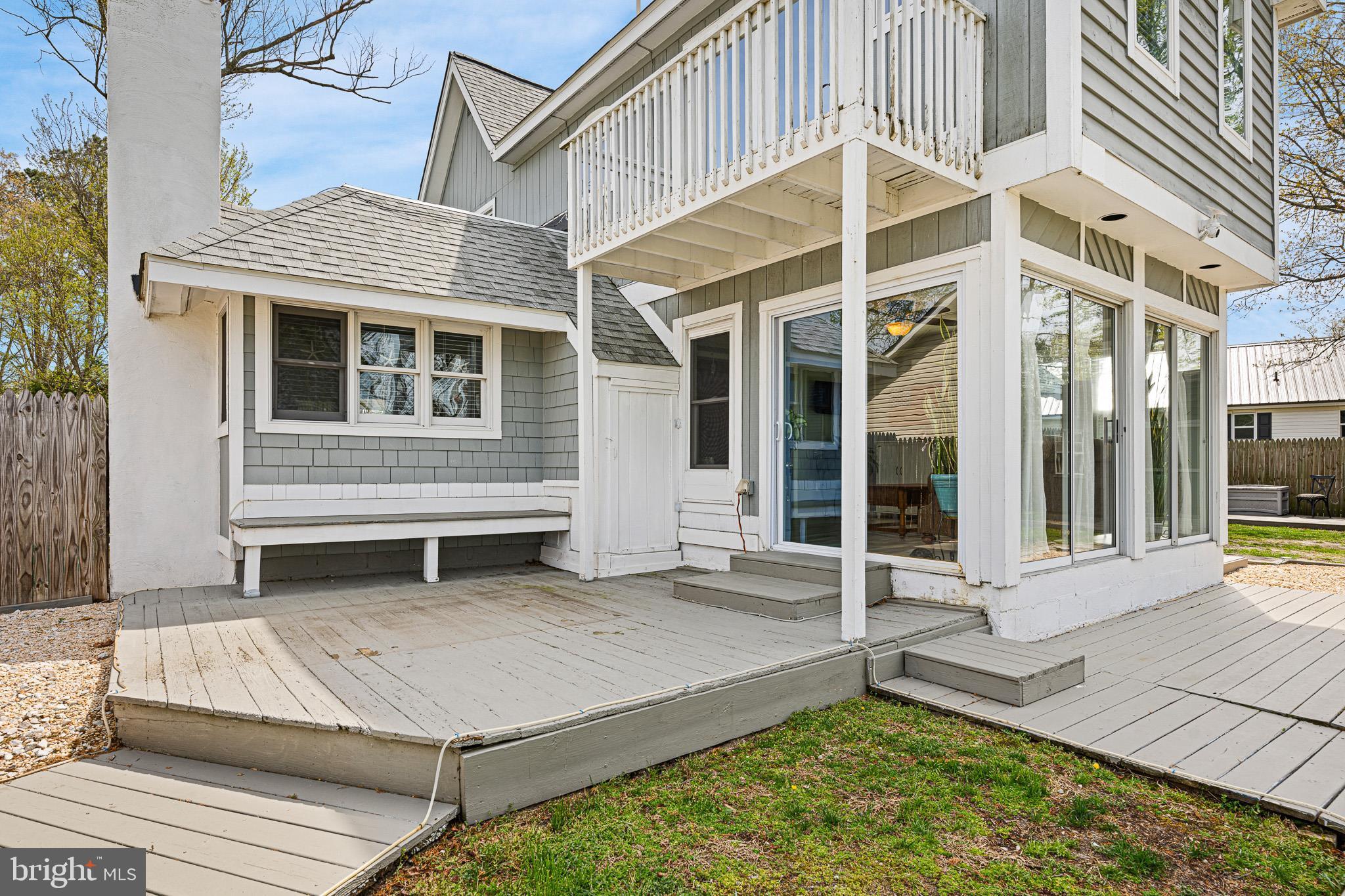 ROLLING ACRES - Residential