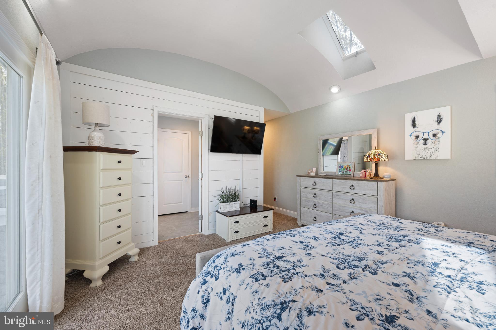 ROLLING ACRES - Residential