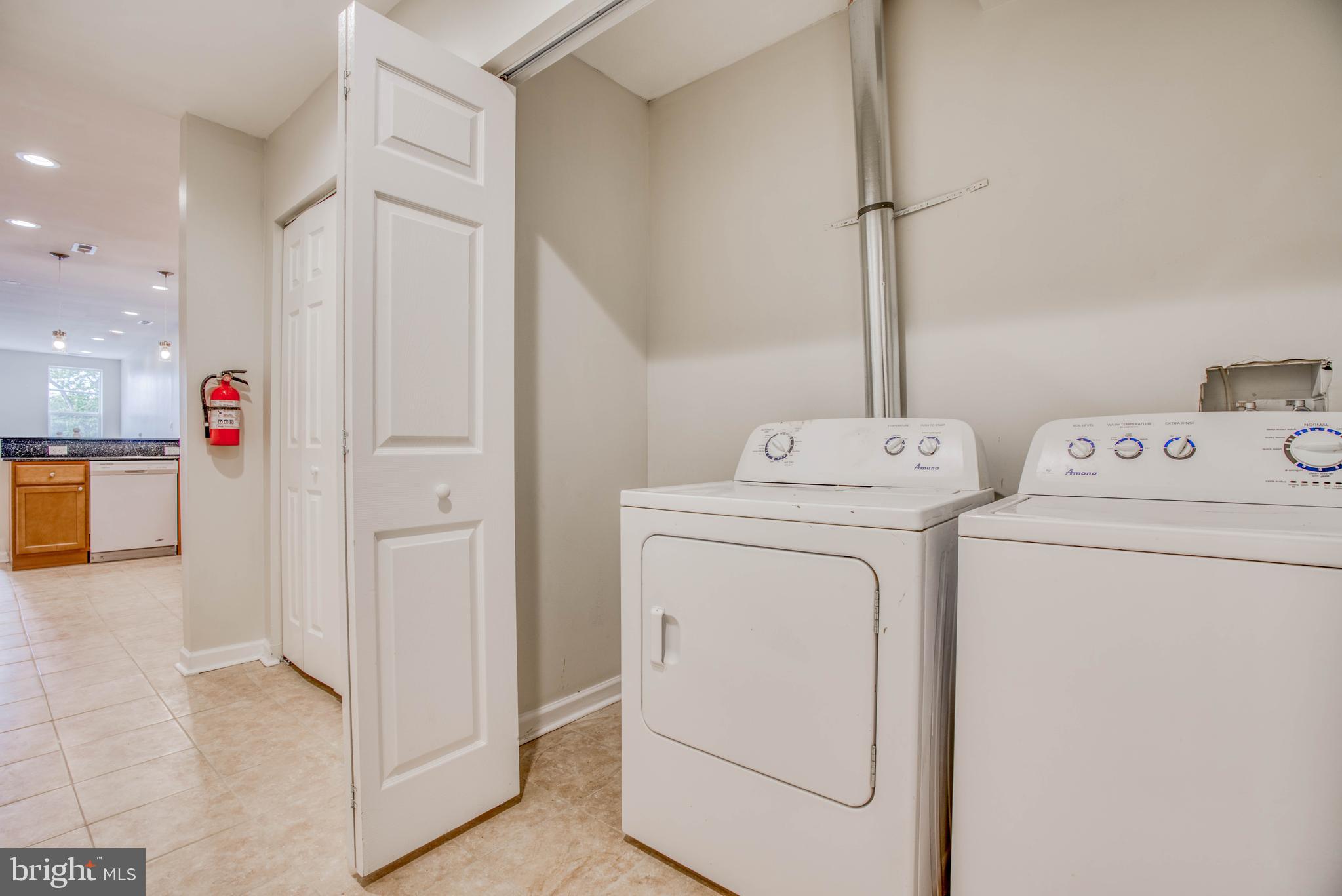 HAMPDEN HISTORIC DISTRICT - Residential Lease