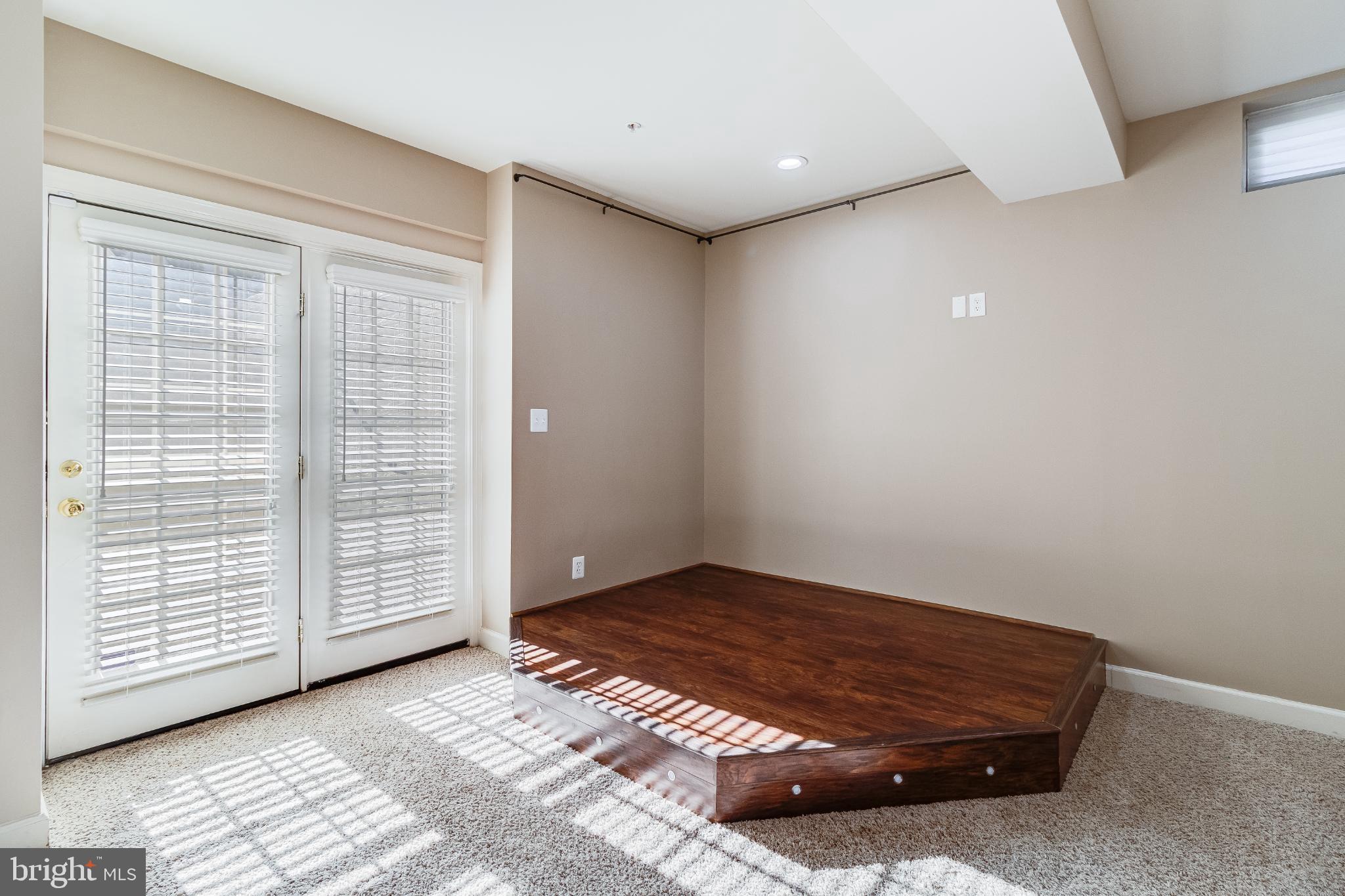 WOODYARD ESTATES - Residential