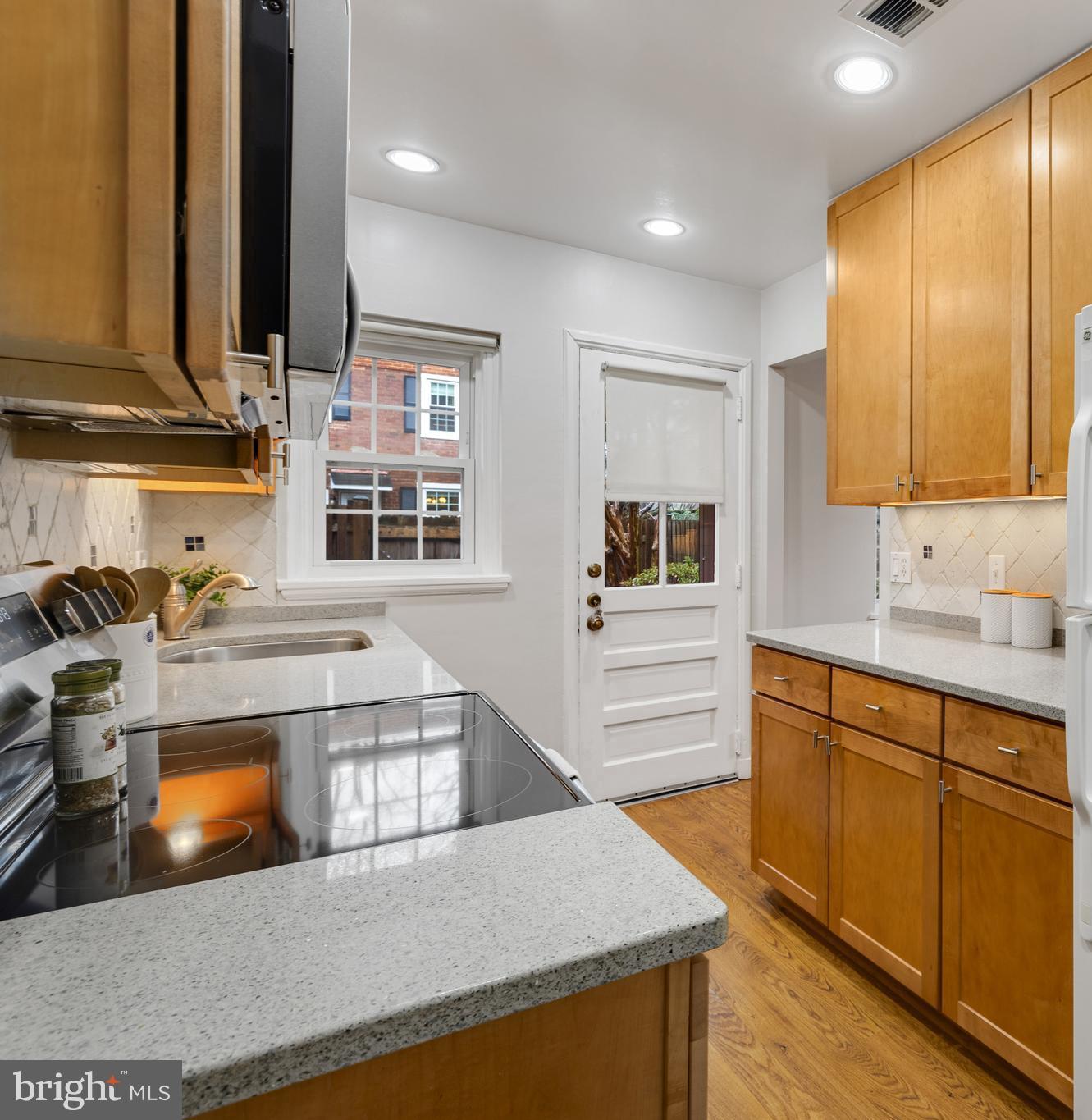 FAIRLINGTON VILLAGES - Residential