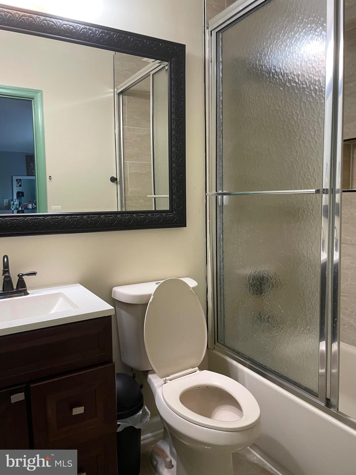 TEMPLE HILLS - Residential