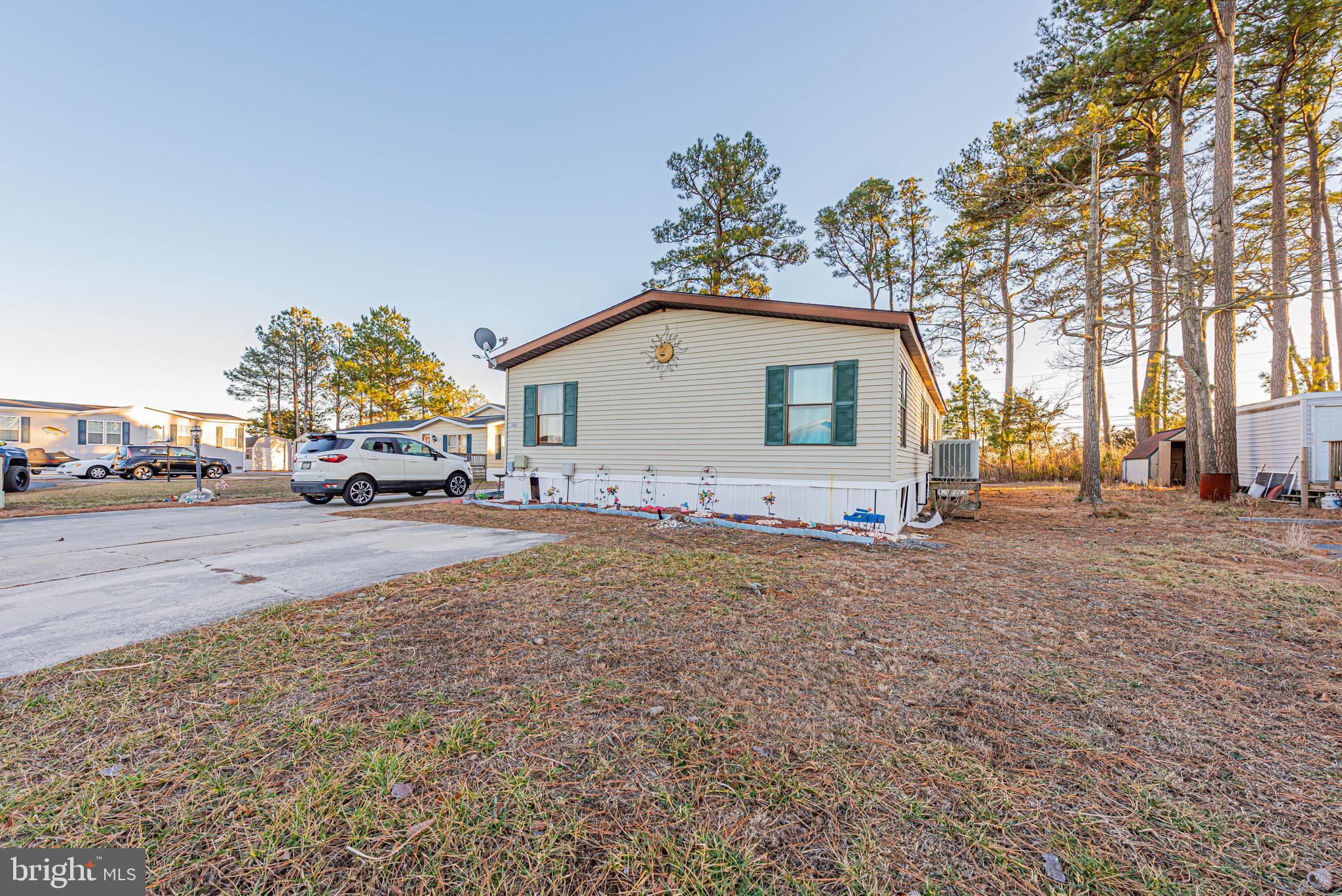 MARINERS COVE - Residential