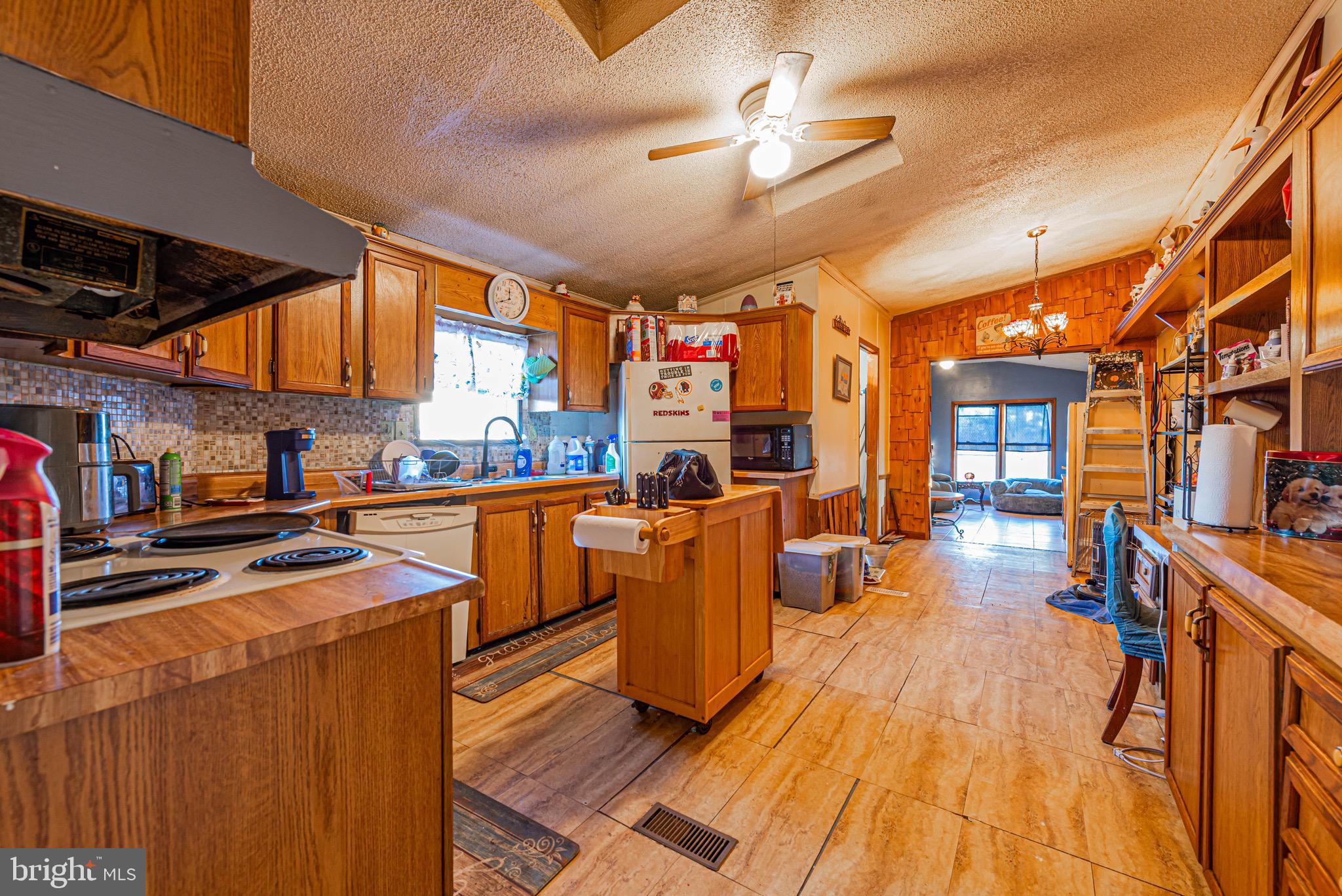 MARINERS COVE - Residential