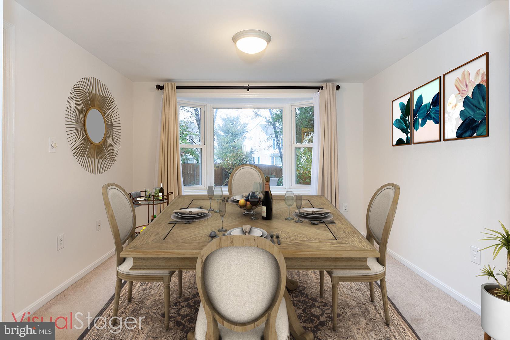 COUNTRY CLUB MANOR - Residential