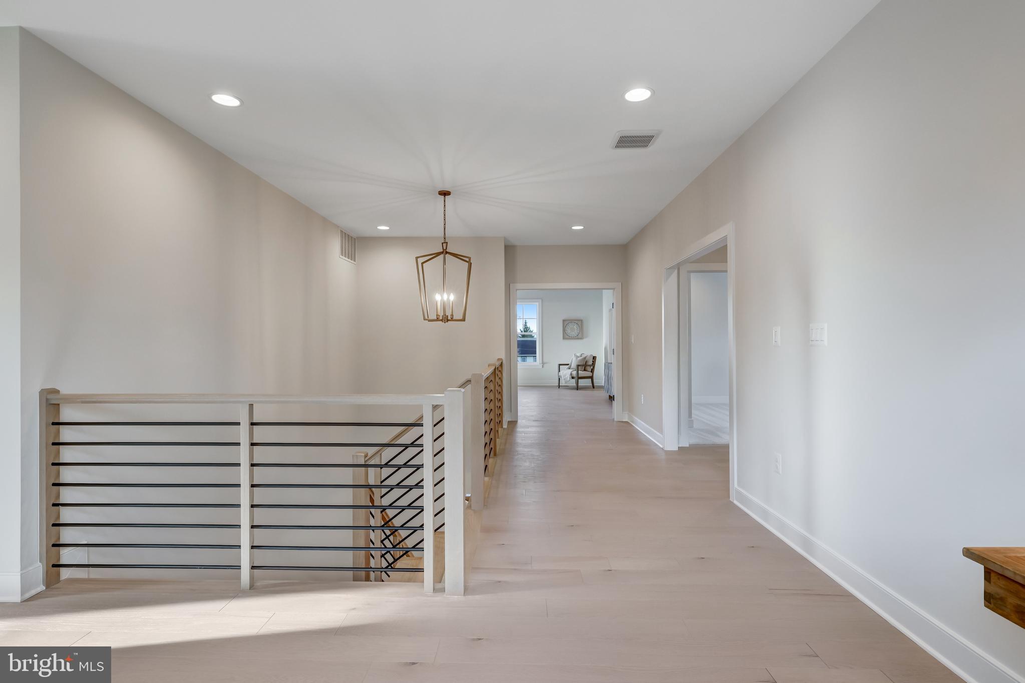 WEST MC LEAN - Residential