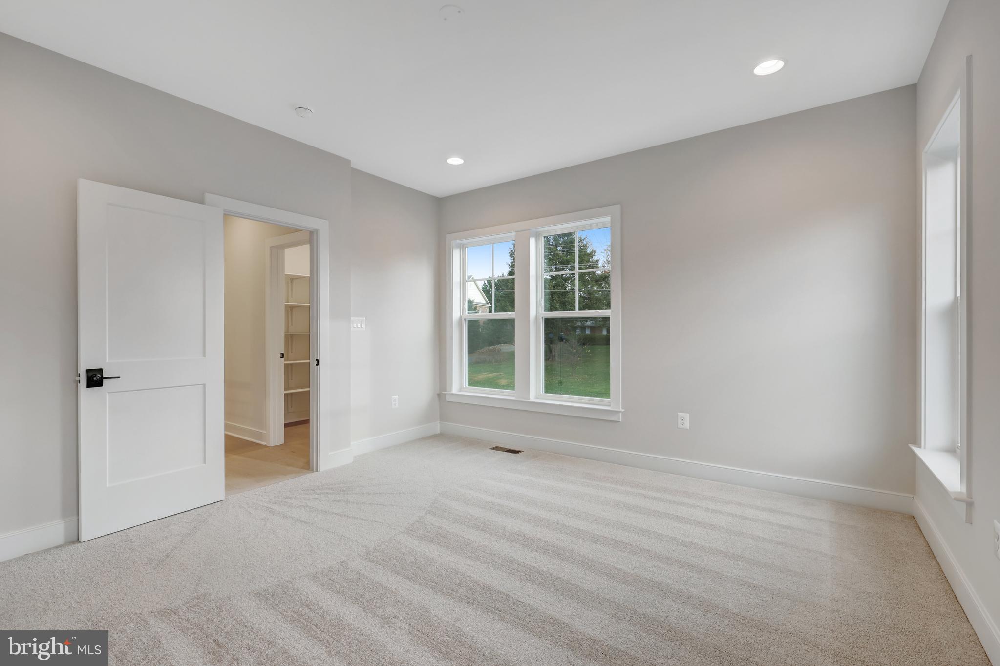 WEST MC LEAN - Residential