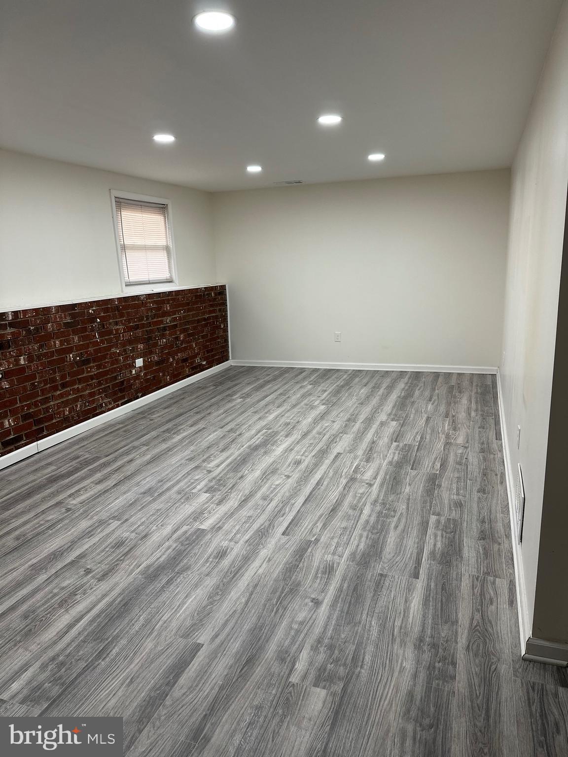 CHEVERLY GARDENS - Residential