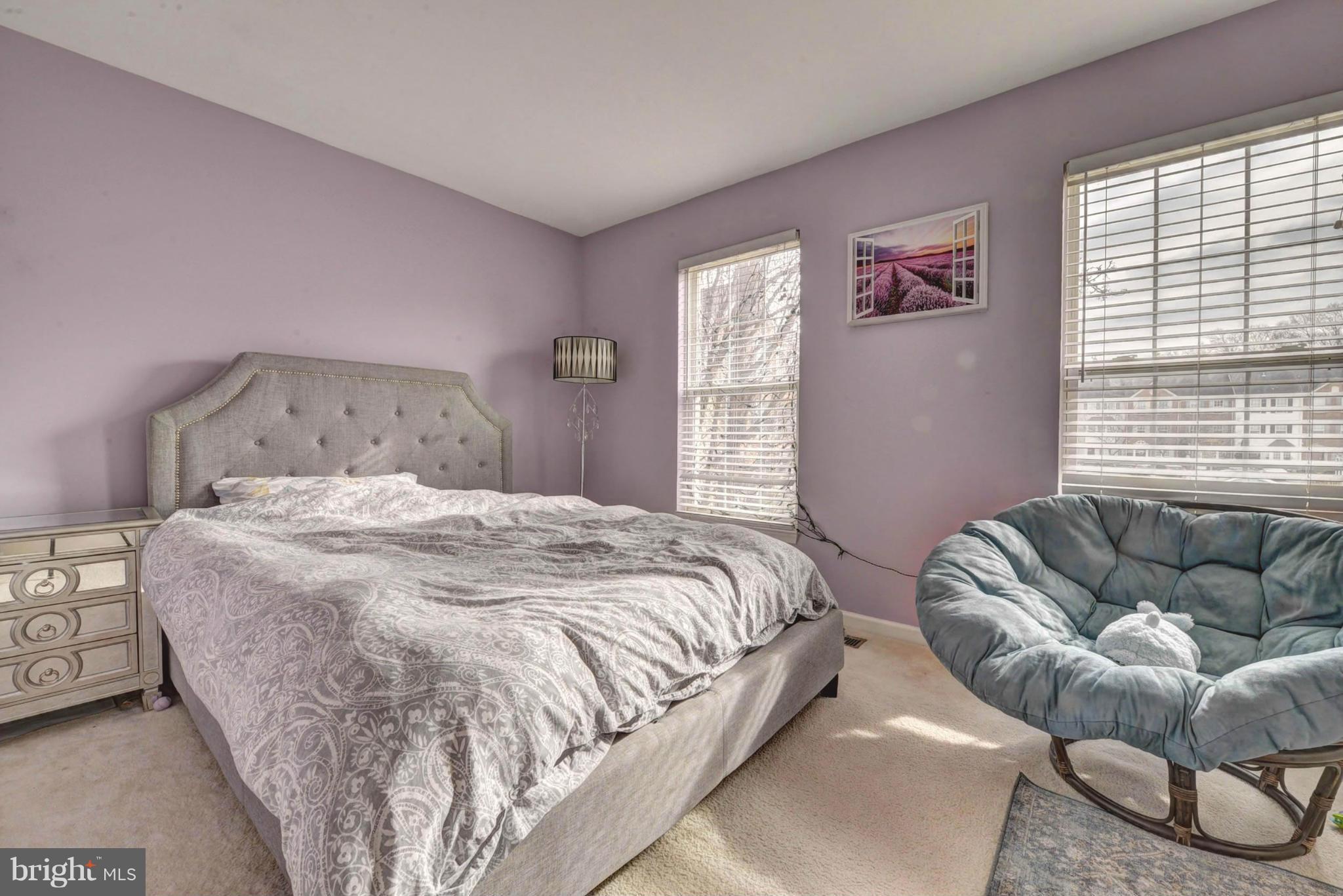 MOUNT VEE MANOR - Residential