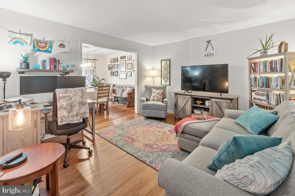 MEADOWRIDGE - Residential