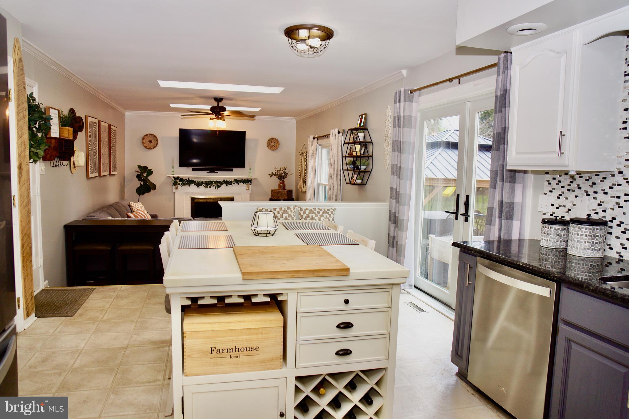 MEADOWRIDGE - Residential