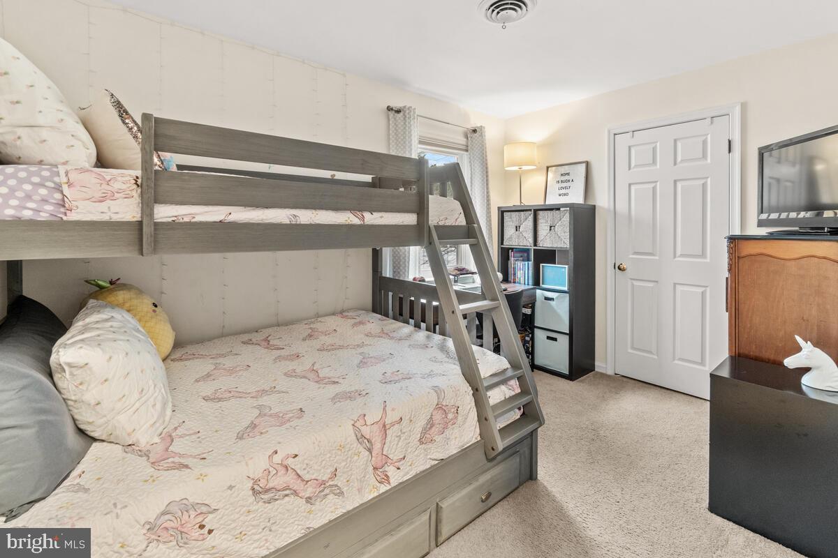 MEADOWRIDGE - Residential