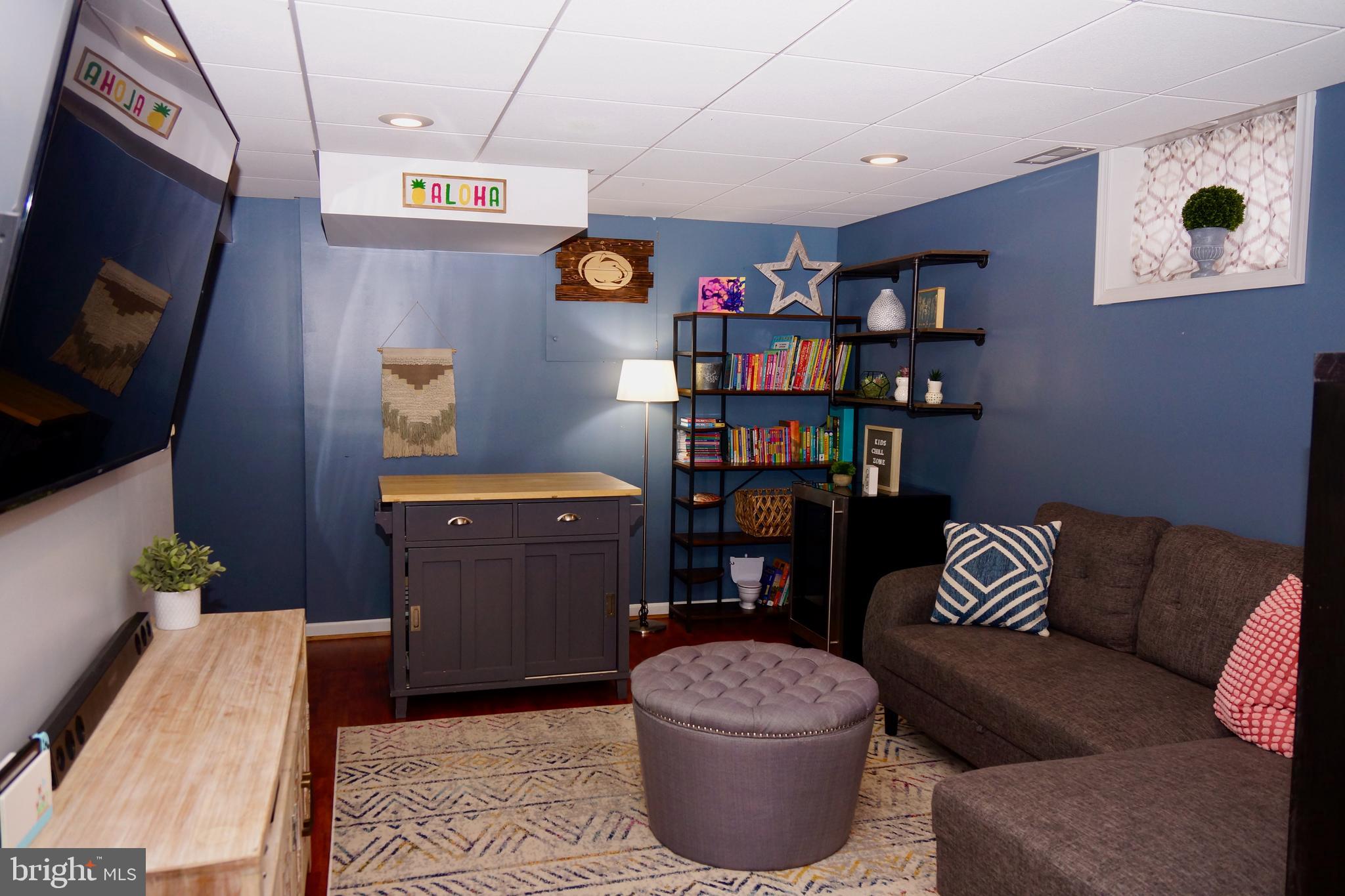 MEADOWRIDGE - Residential