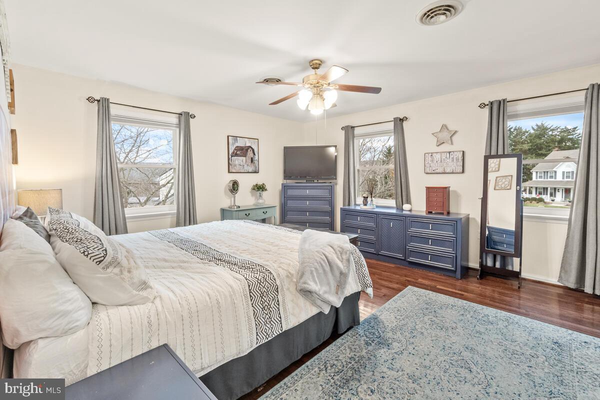 MEADOWRIDGE - Residential