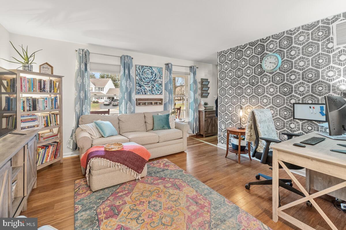 MEADOWRIDGE - Residential