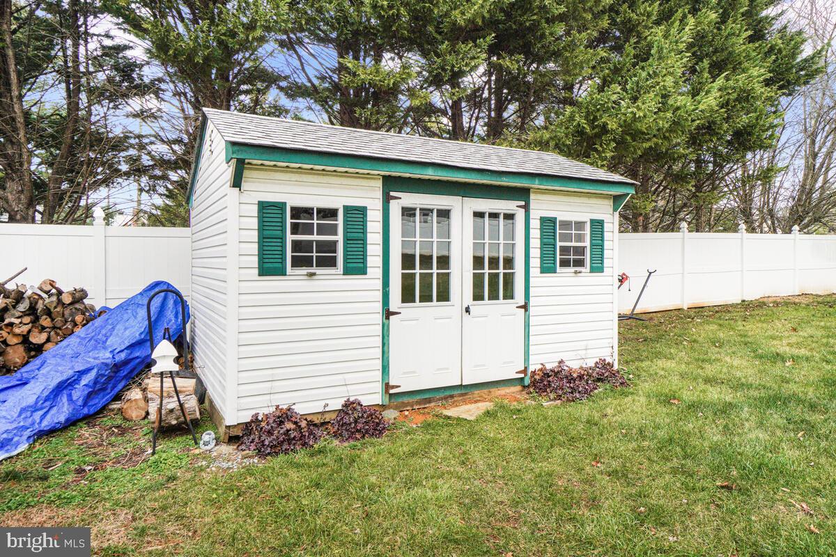 MEADOWRIDGE - Residential