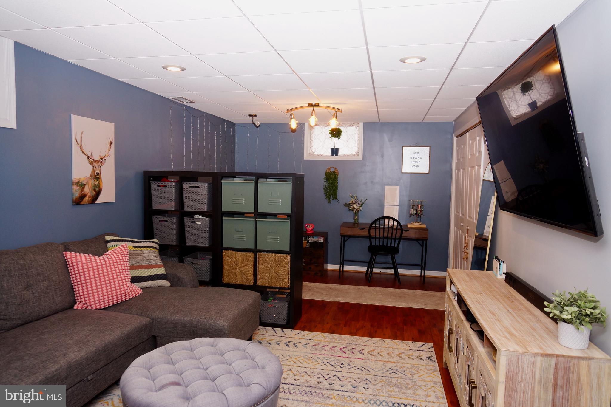 MEADOWRIDGE - Residential