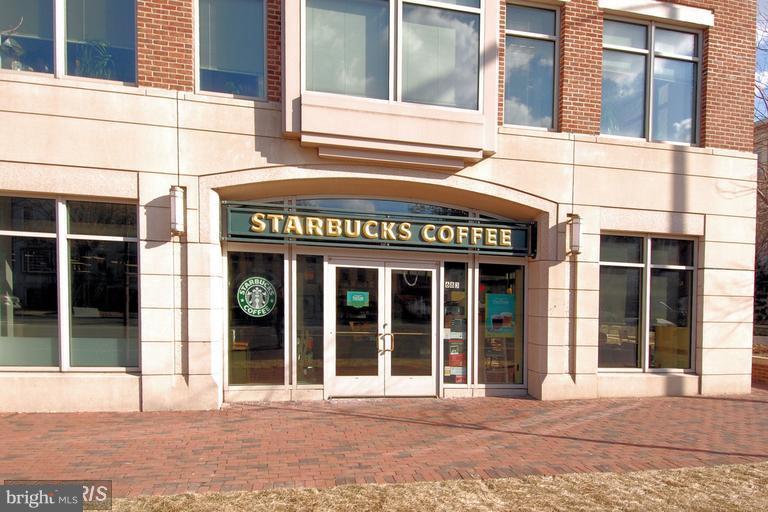 STATION PLACE - Residential Lease