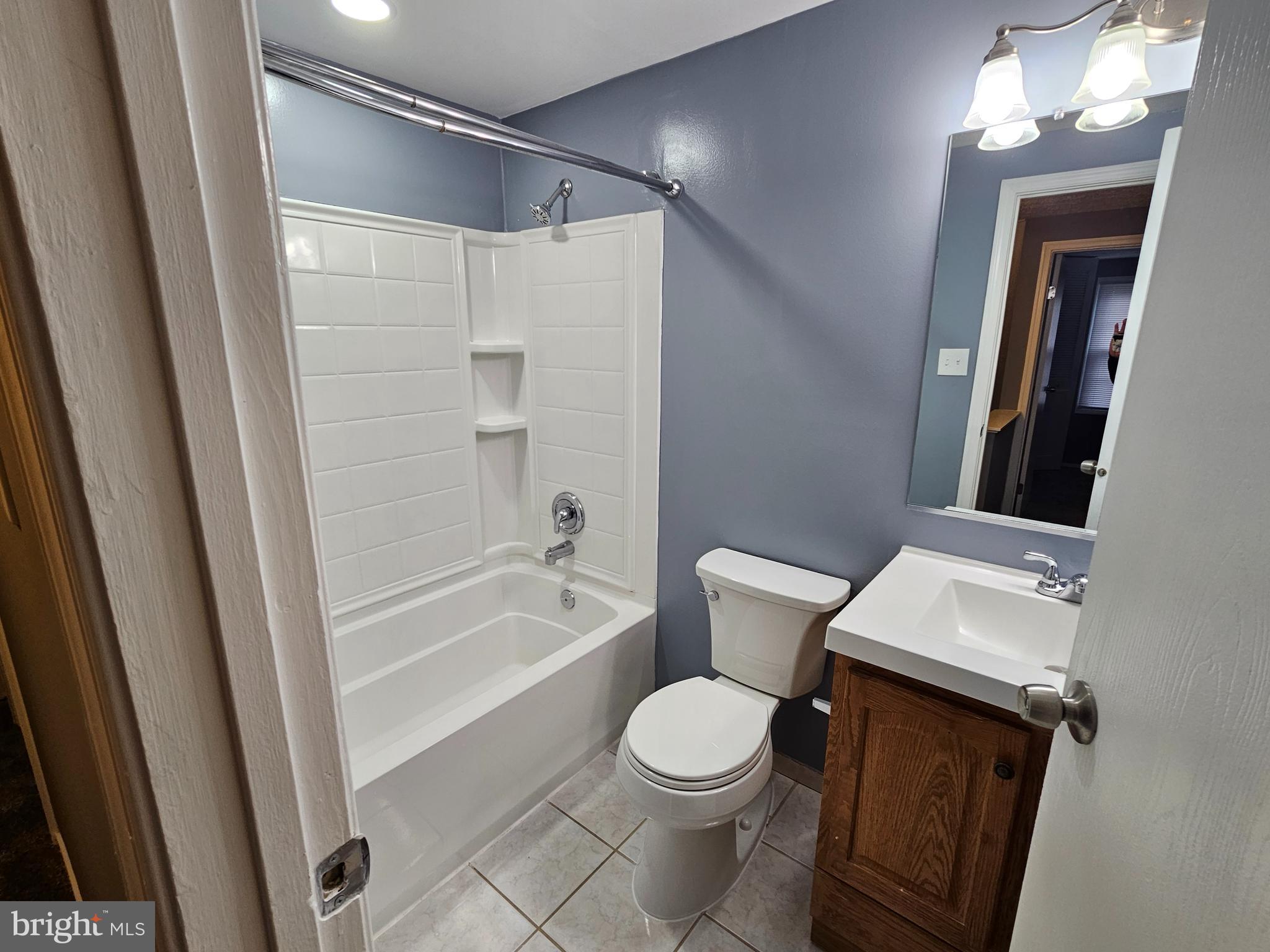 VILLAGE OF LONG REACH - Residential Lease