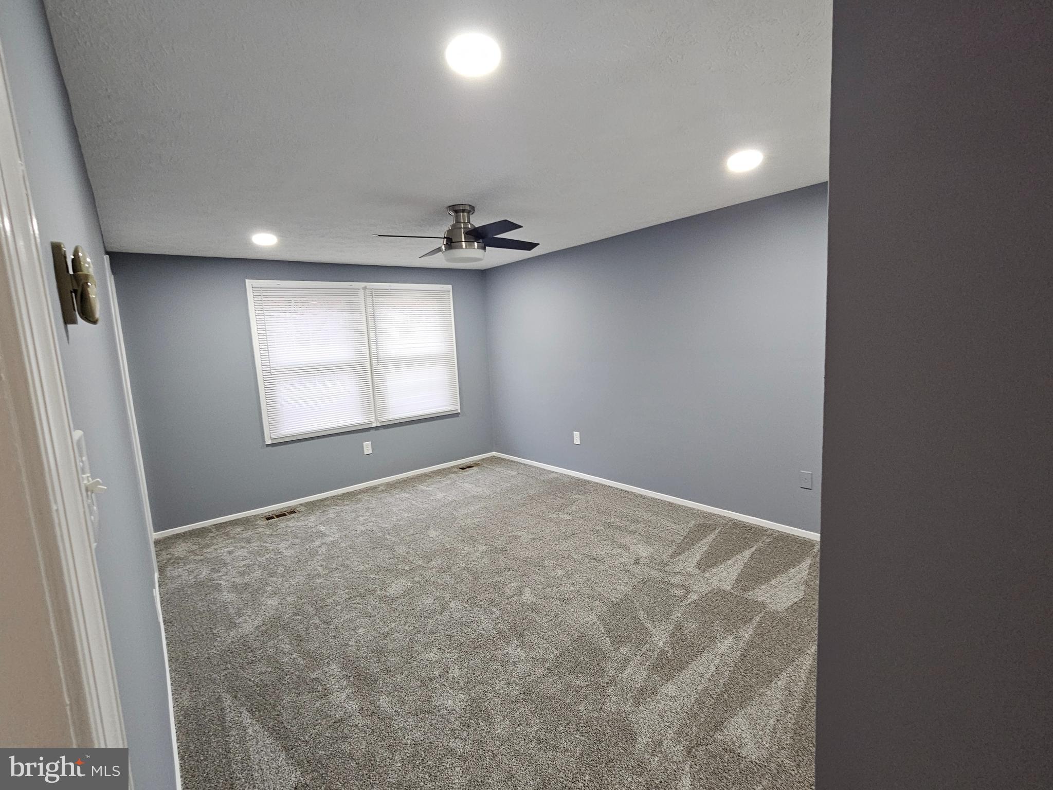 VILLAGE OF LONG REACH - Residential Lease