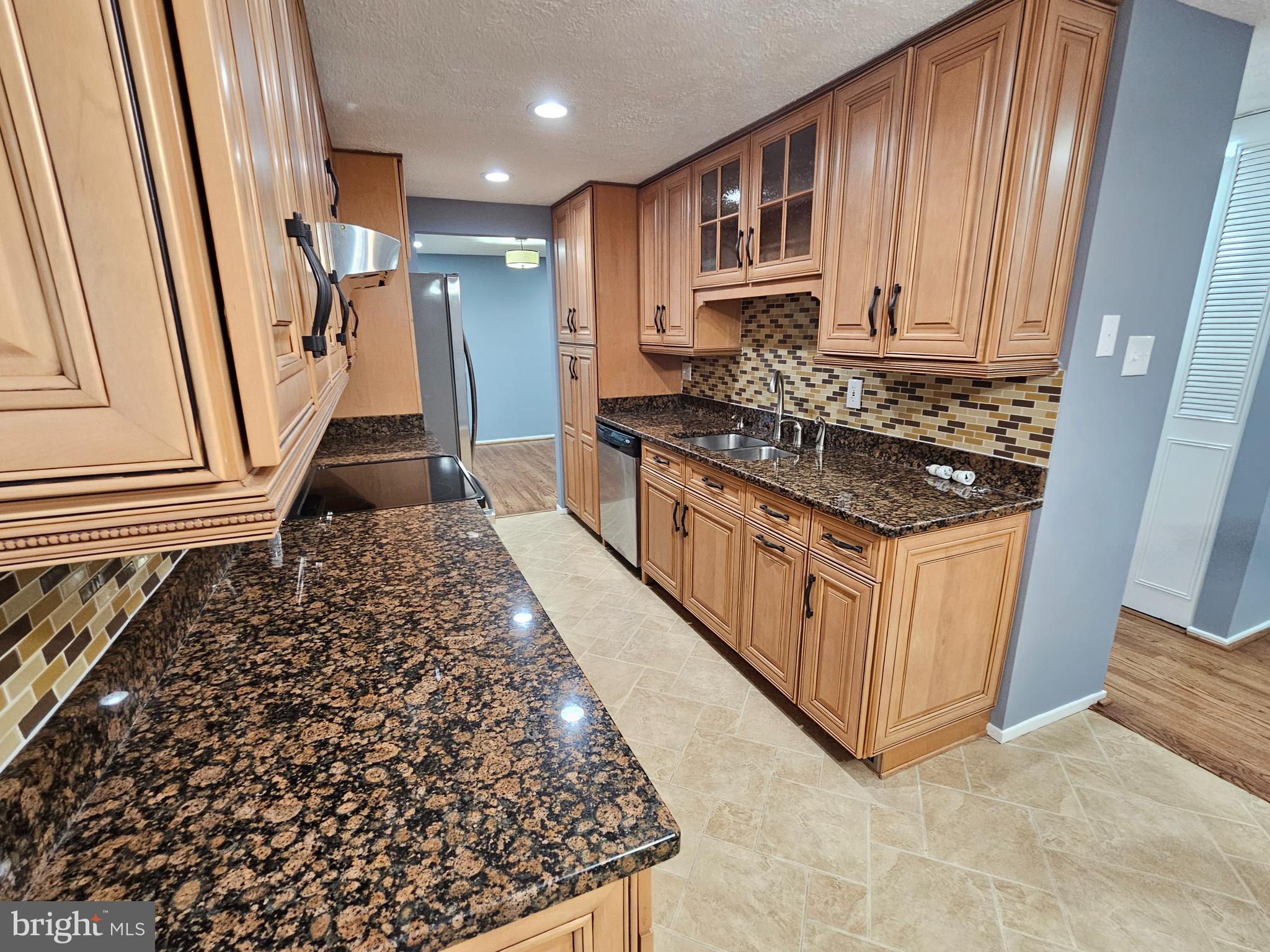 VILLAGE OF LONG REACH - Residential Lease