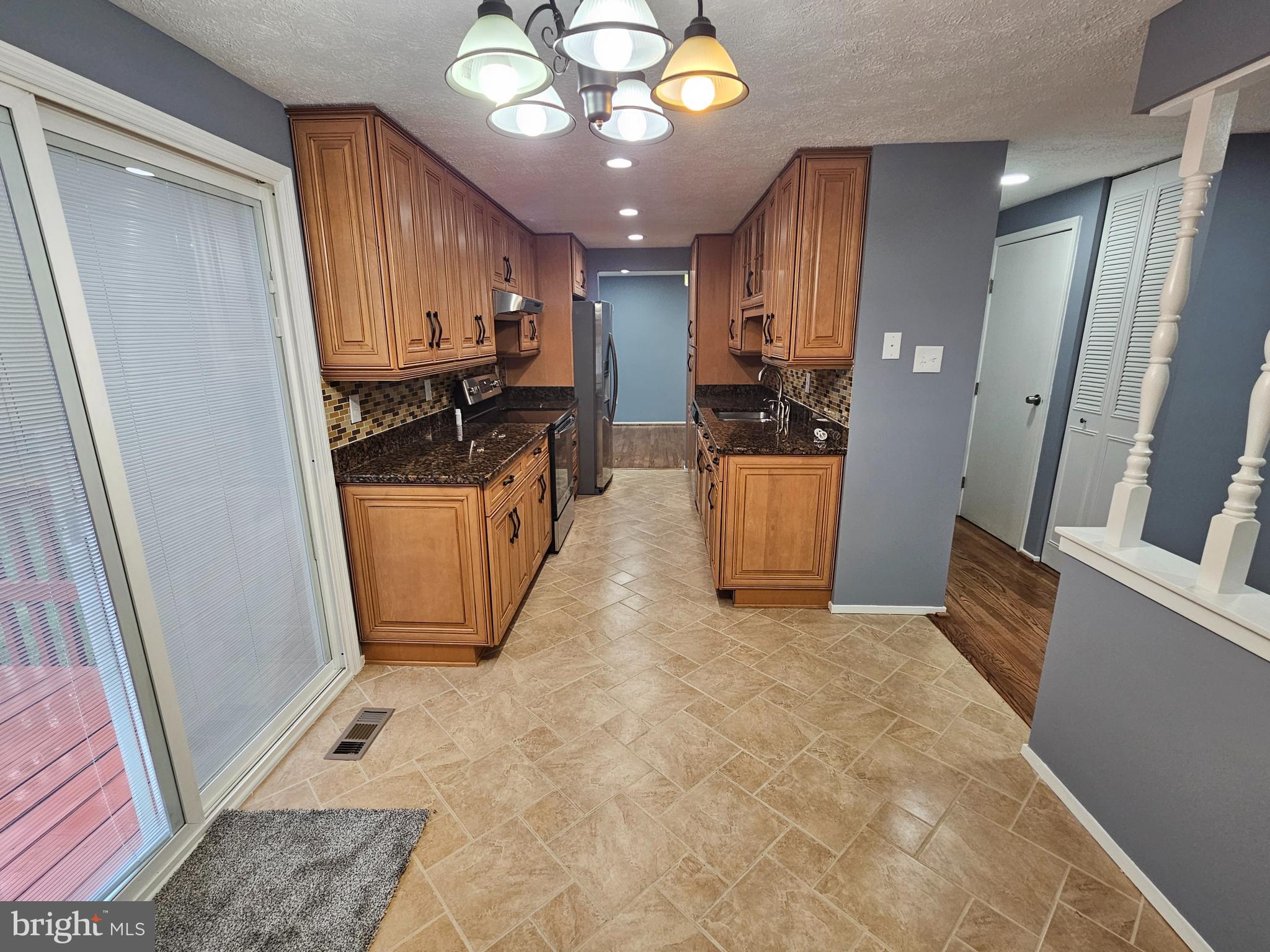 VILLAGE OF LONG REACH - Residential Lease