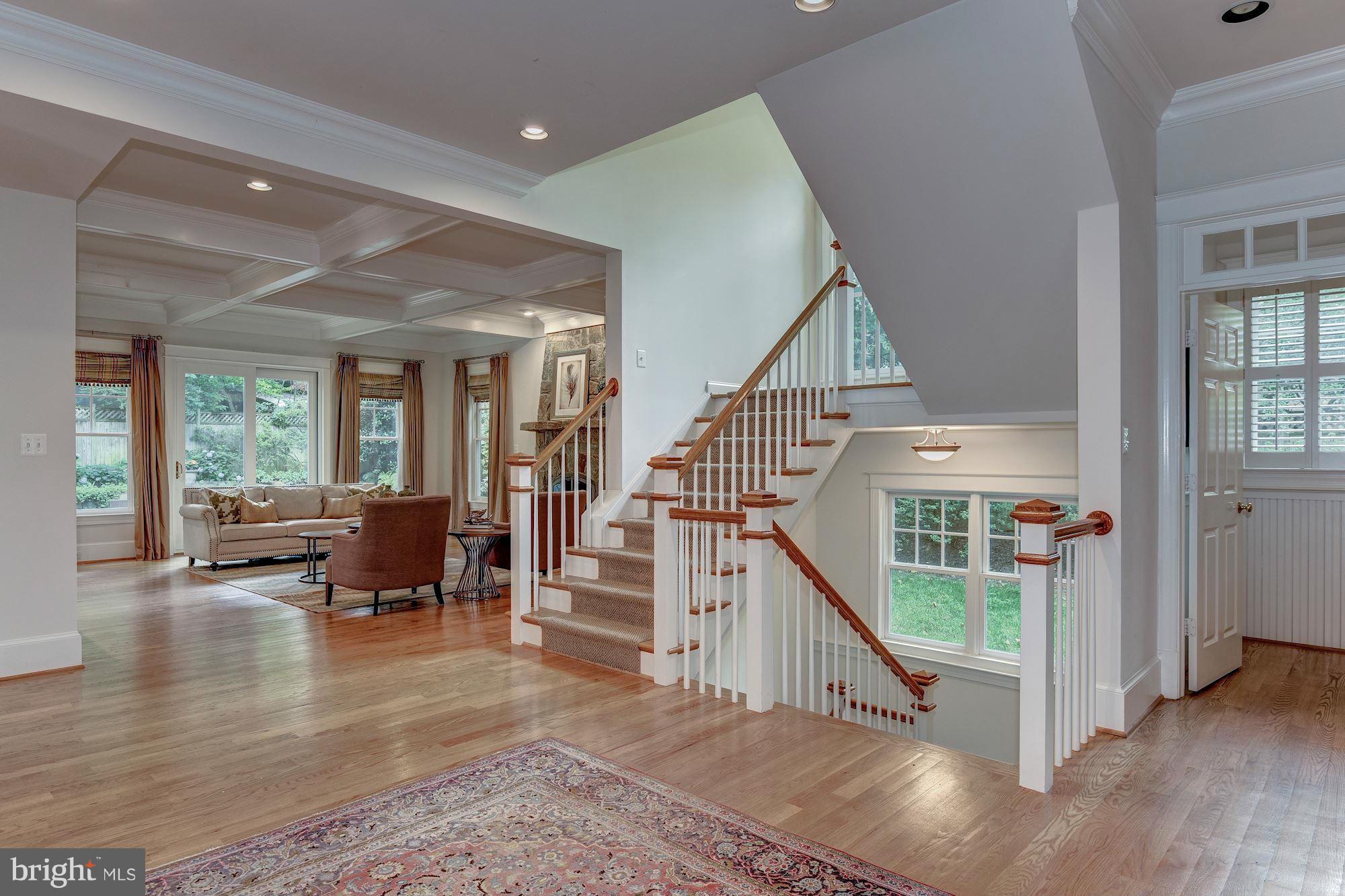 GREENWICH FOREST - Residential