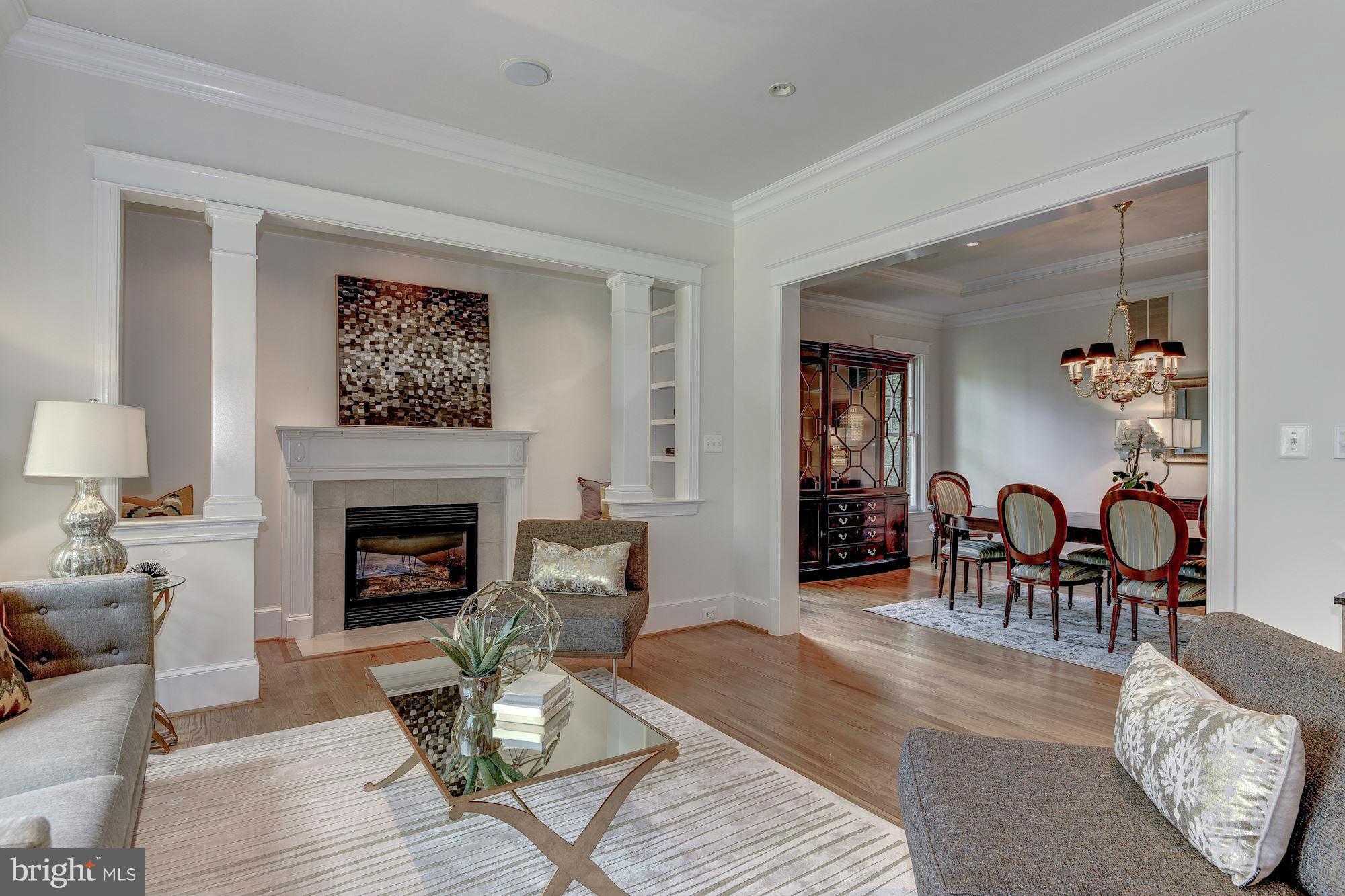 GREENWICH FOREST - Residential