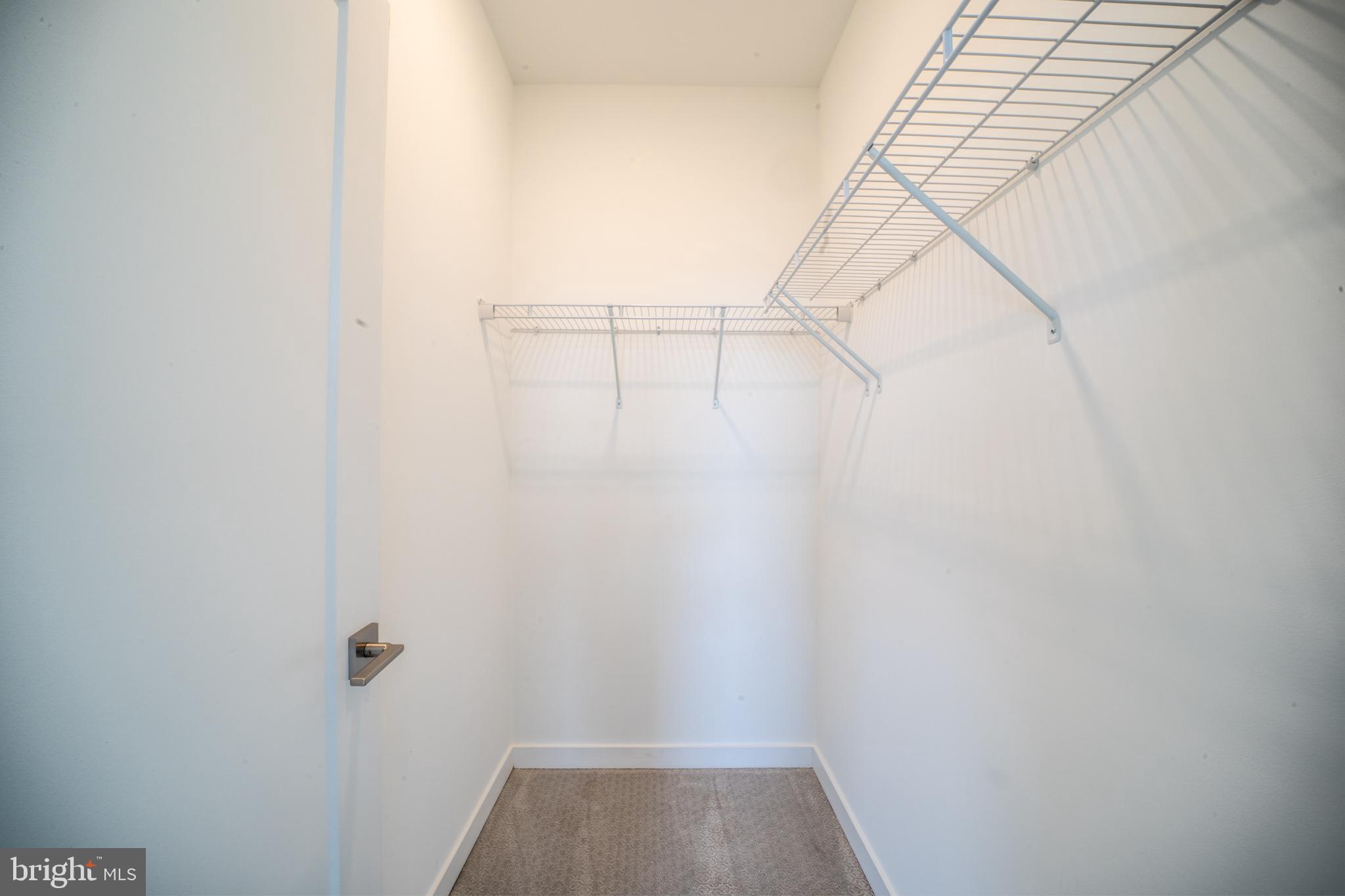 COMMONWEALTH PLACE AT WESTFIELDS - Residential Lease