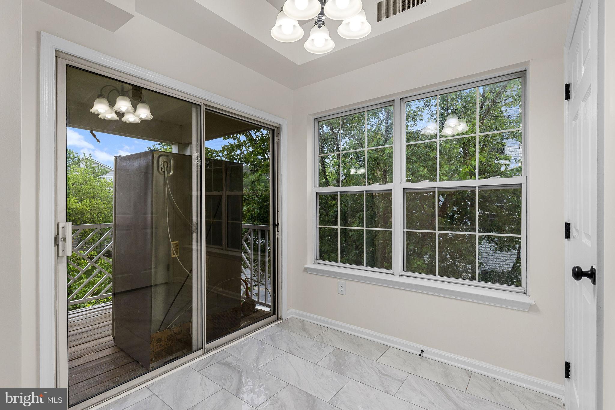 FOUNDERS WALK - Residential