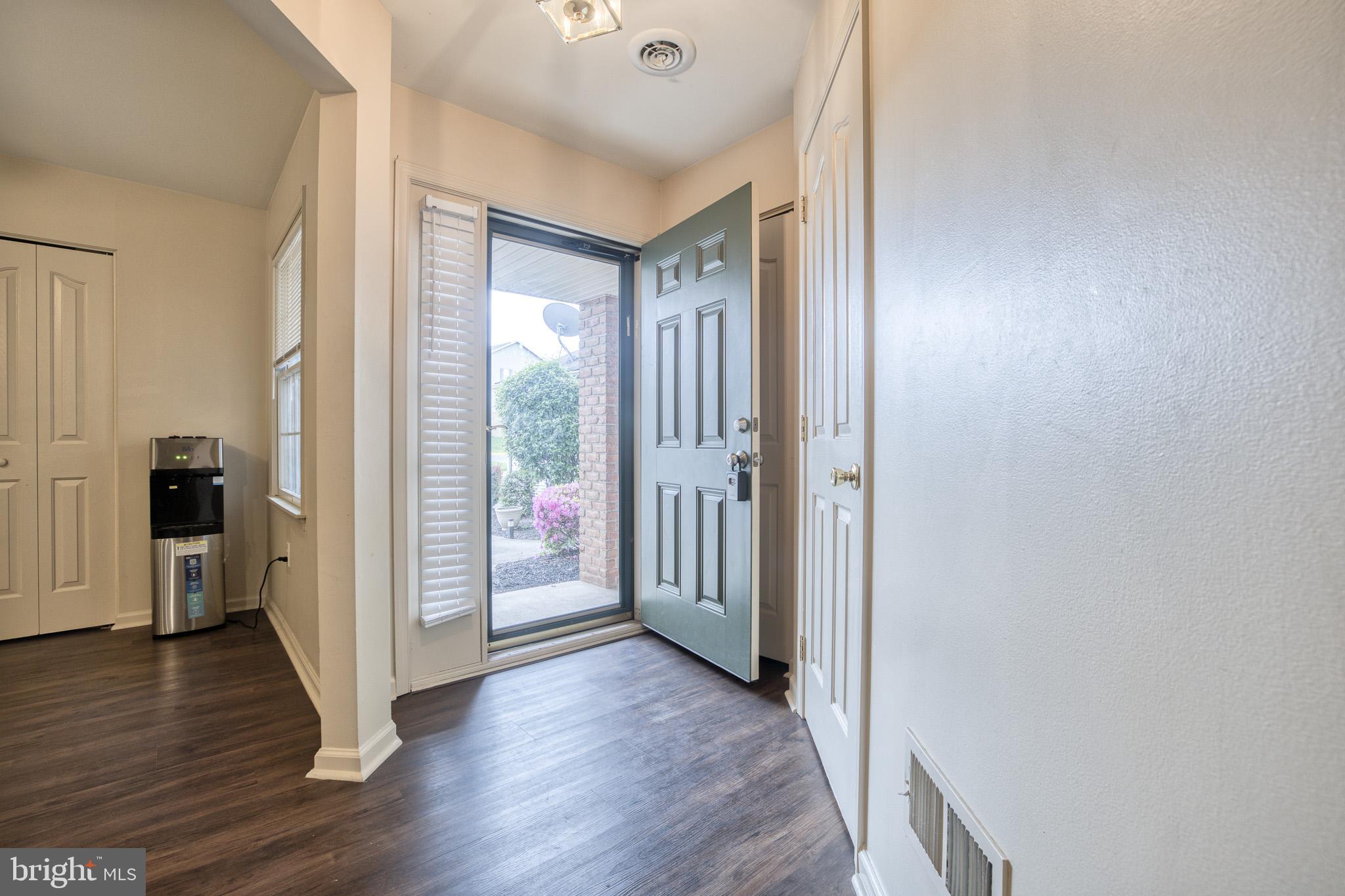 WOODRIDGE - Residential