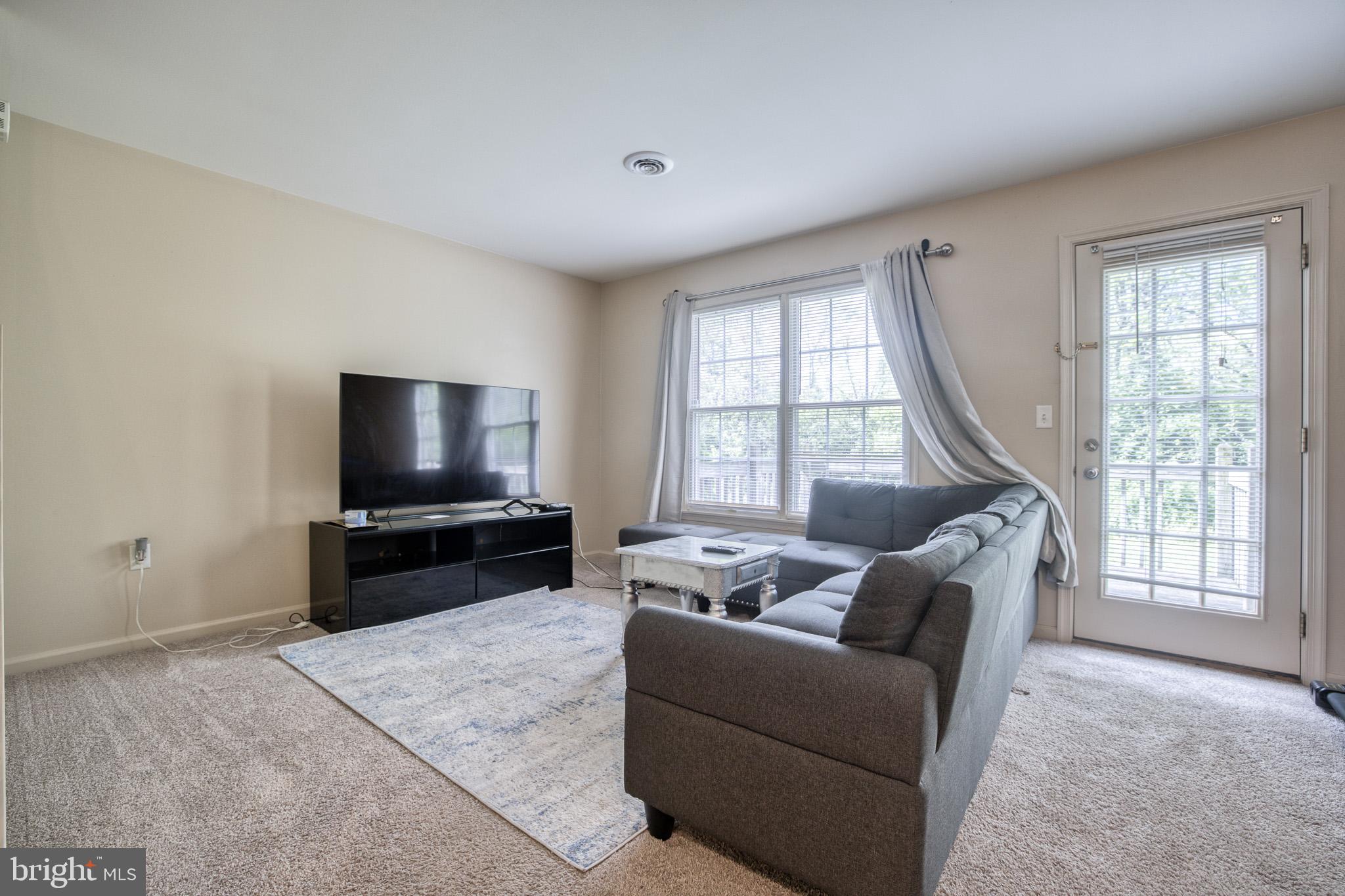 WOODRIDGE - Residential