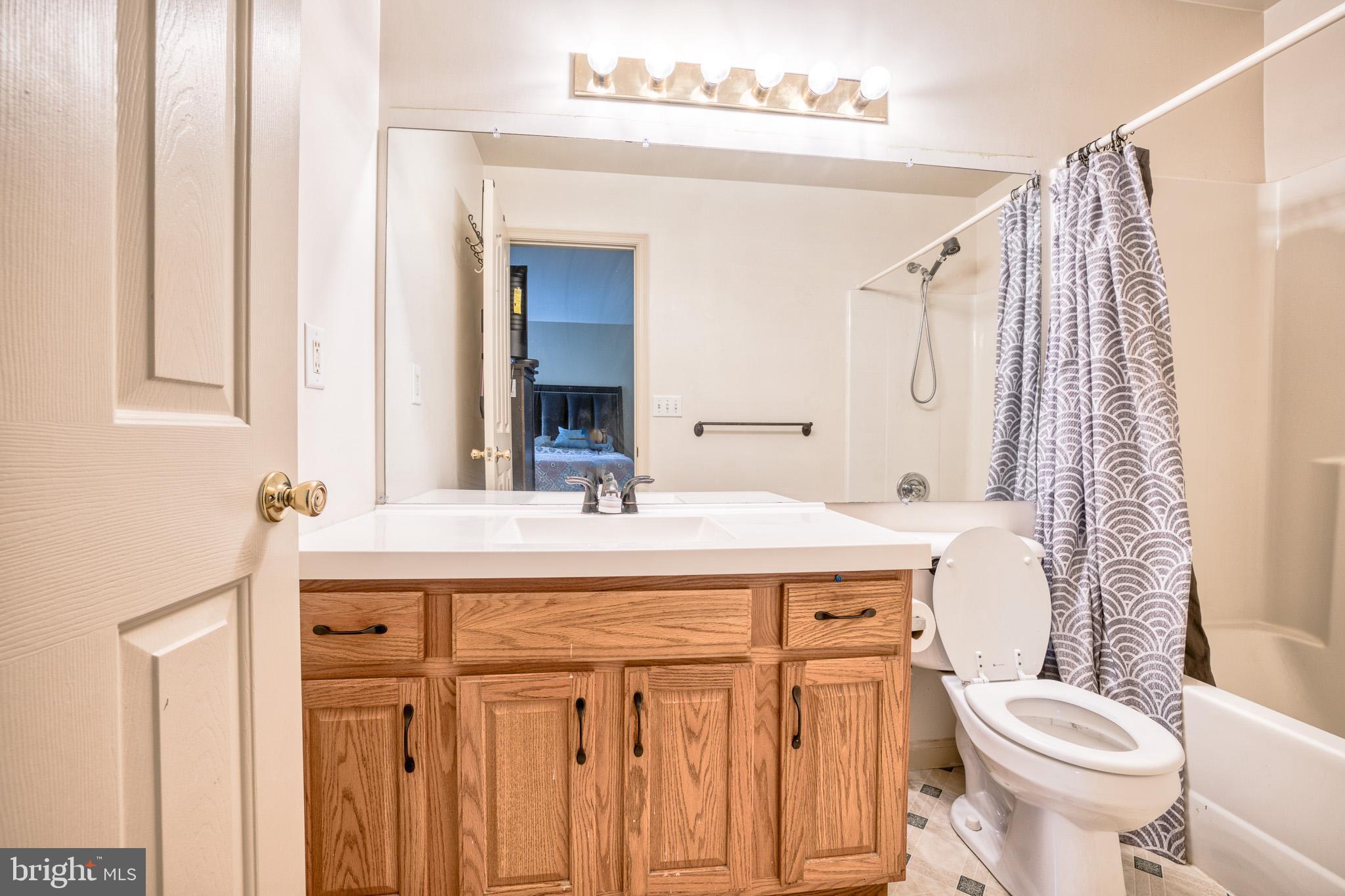 WOODRIDGE - Residential
