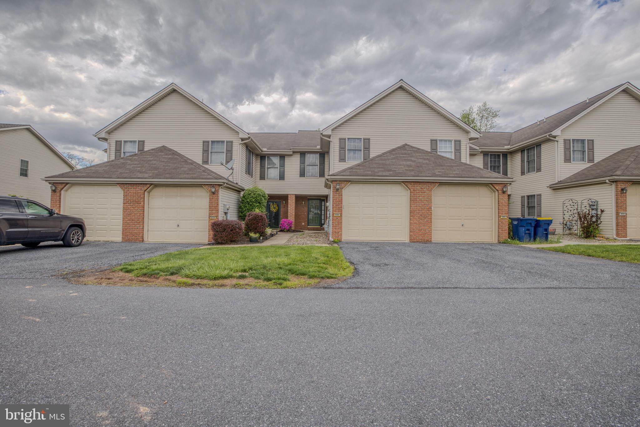 WOODRIDGE - Residential
