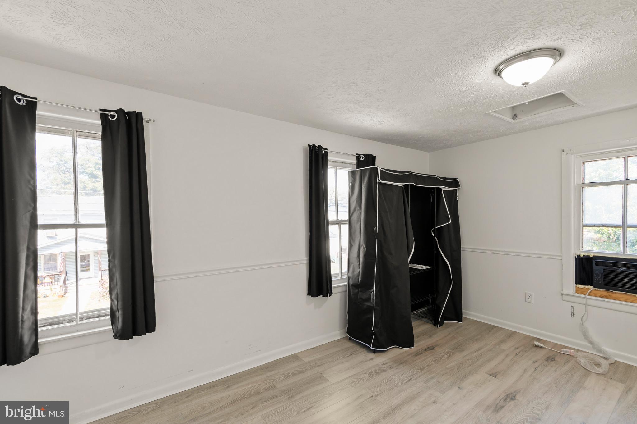 STEPHENS CITY - Residential