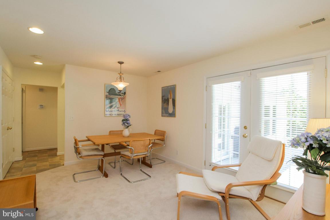 KINGS HILL - Residential
