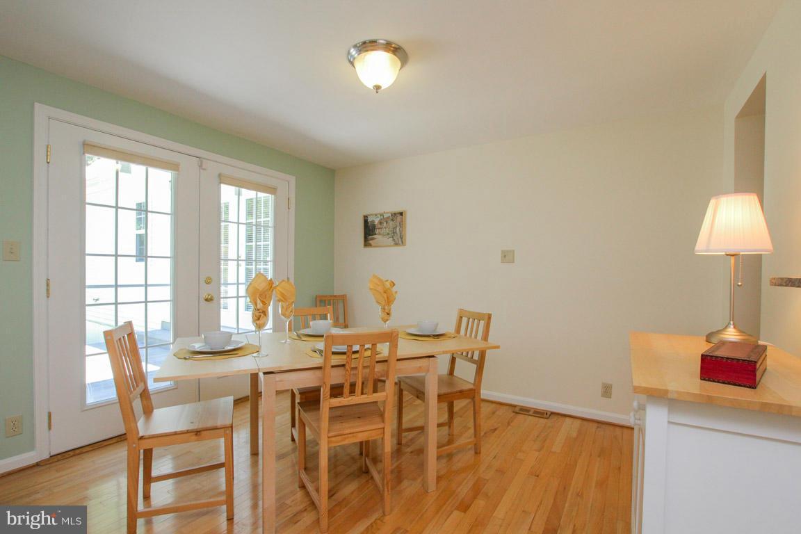 KINGS HILL - Residential