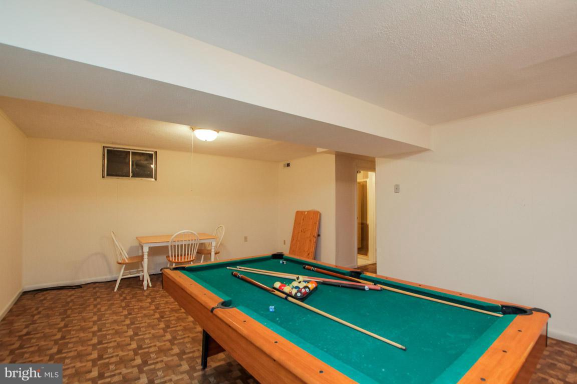 KINGS HILL - Residential