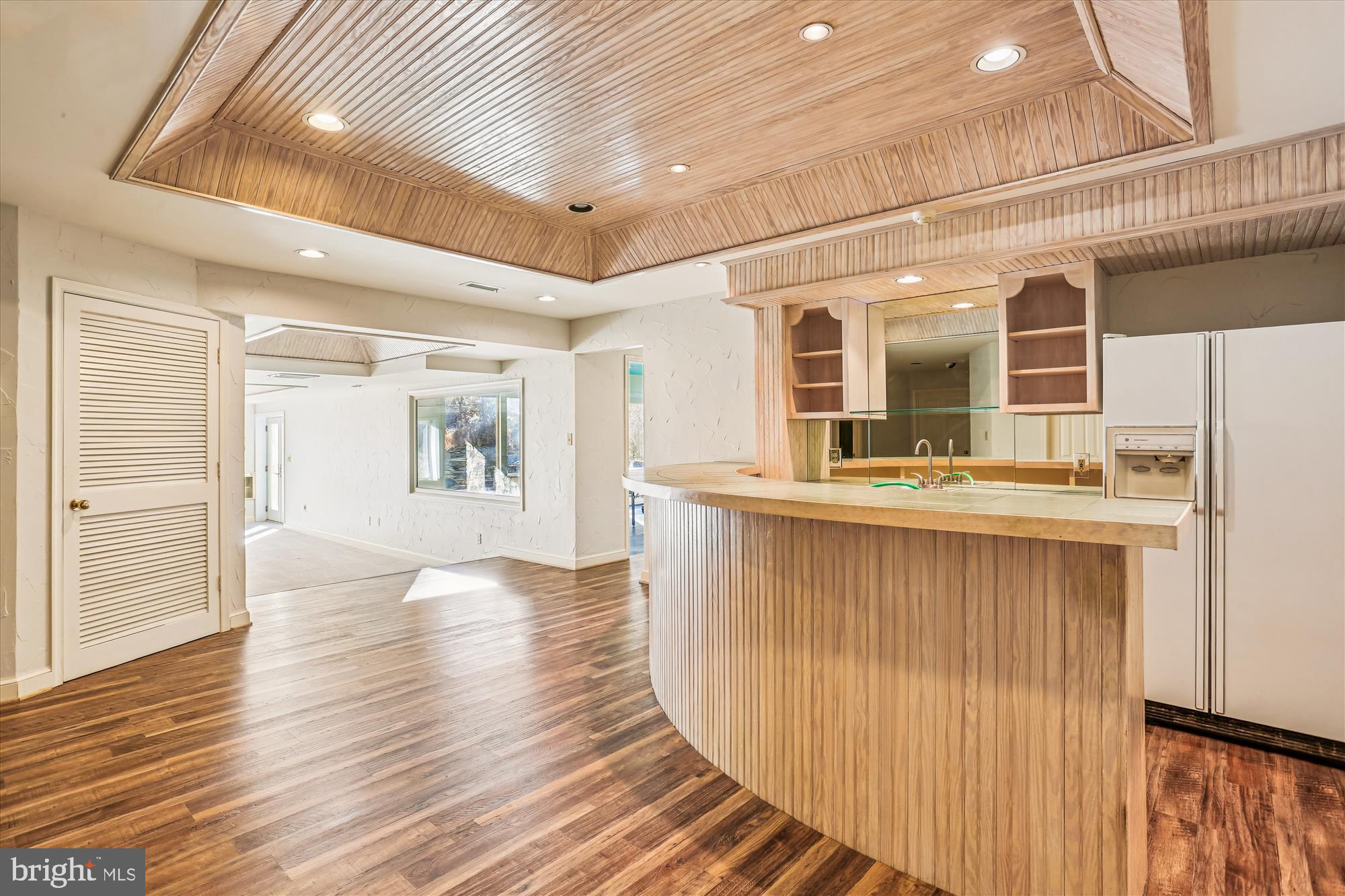 FALCONHURST - Residential