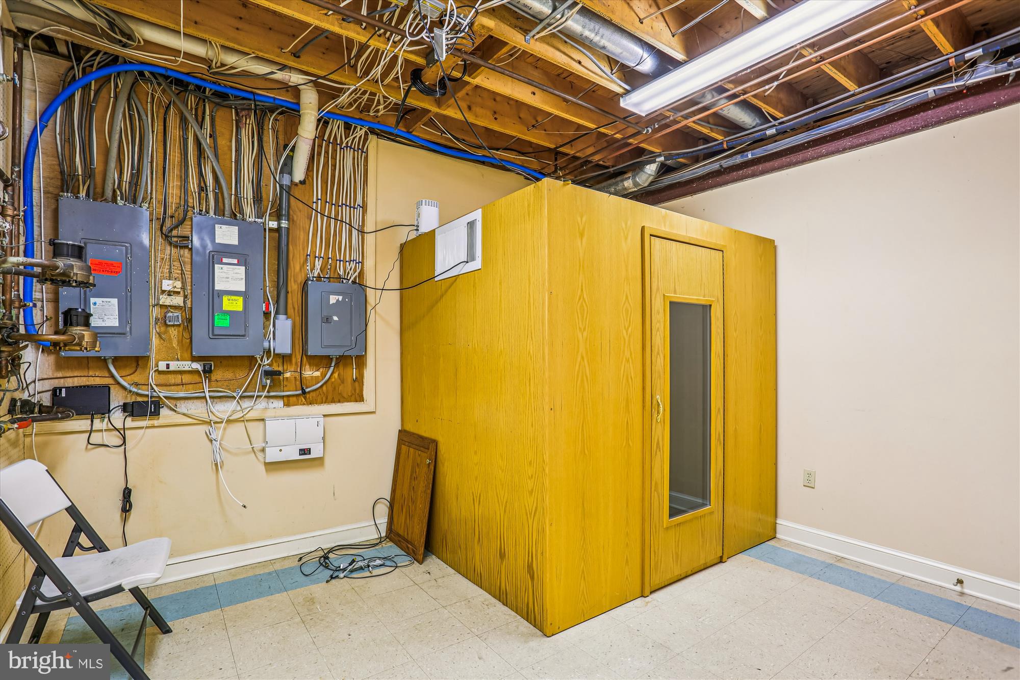 FALCONHURST - Residential