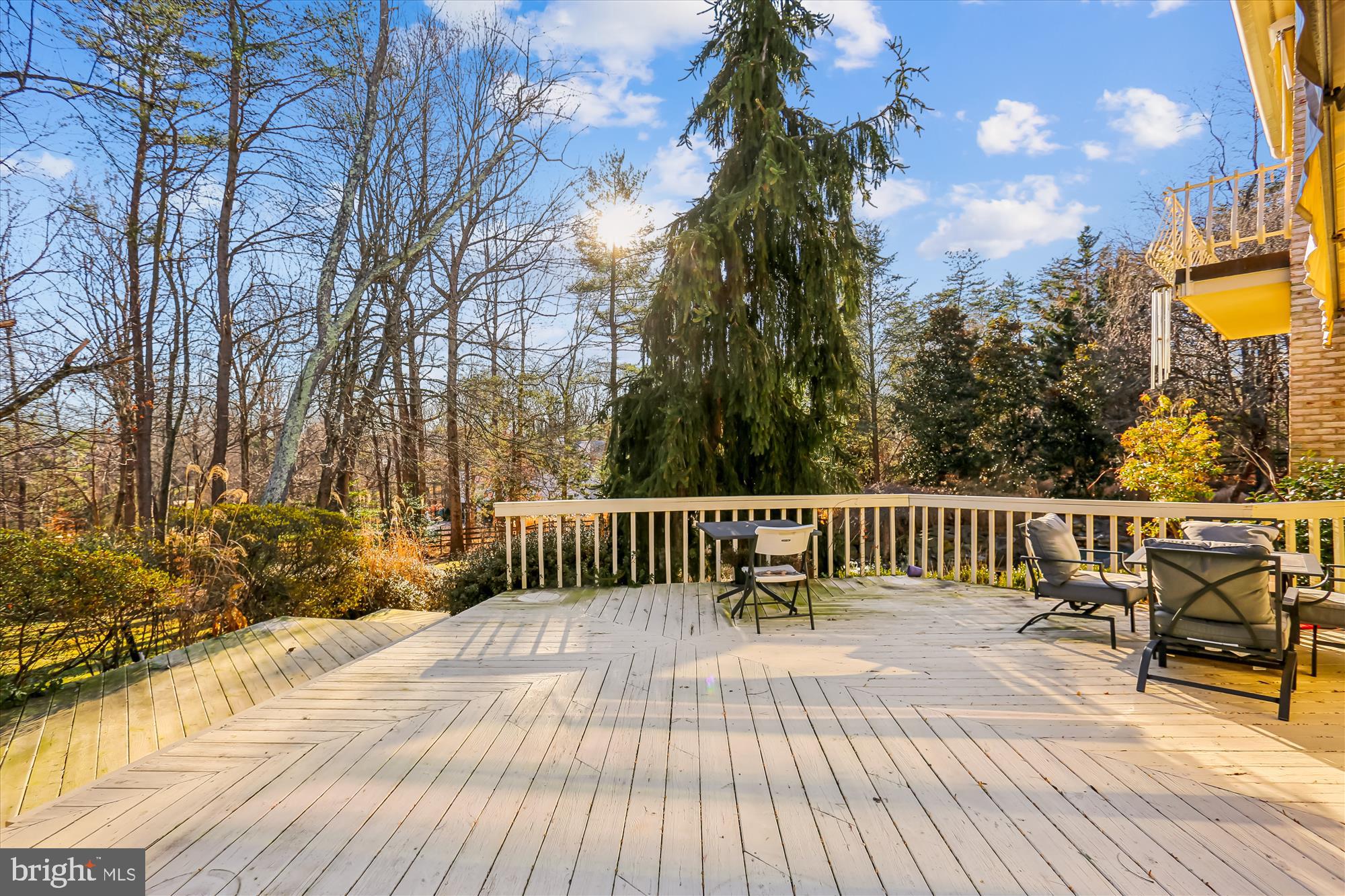 FALCONHURST - Residential