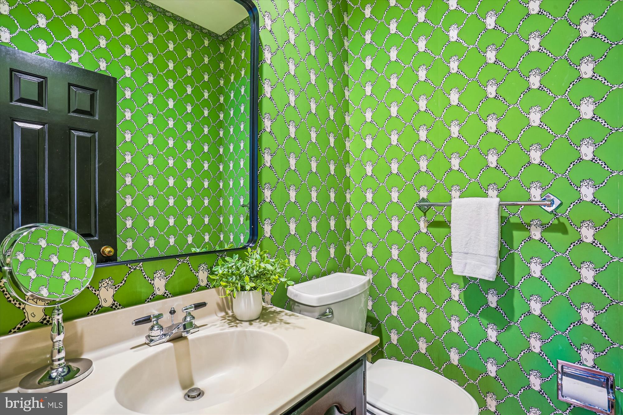 FALCONHURST - Residential