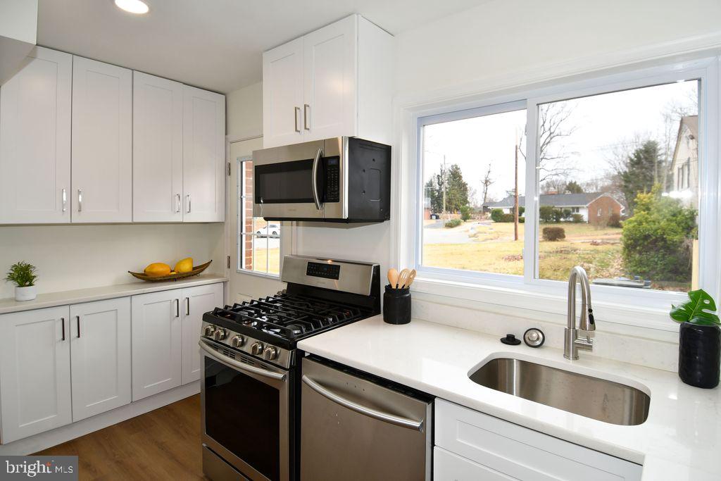 NORTH SPRINGFIELD - Residential