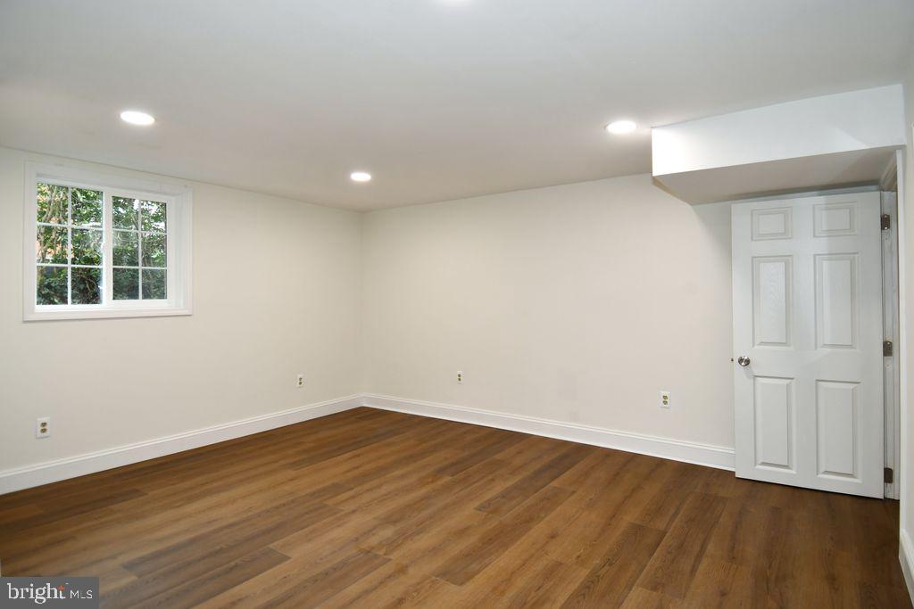 NORTH SPRINGFIELD - Residential