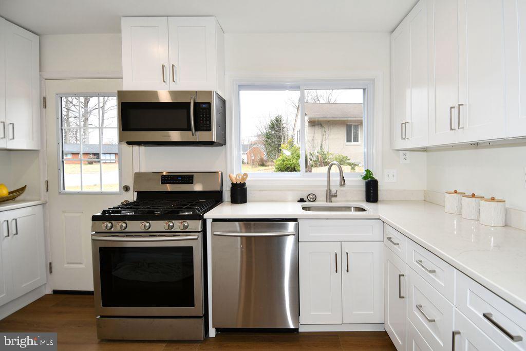 NORTH SPRINGFIELD - Residential