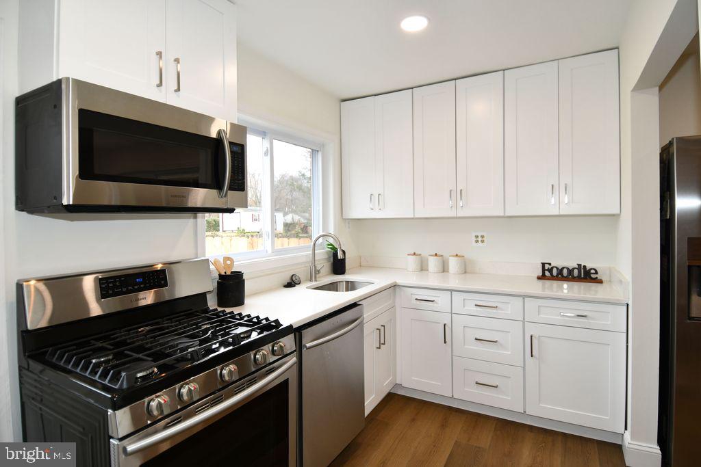 NORTH SPRINGFIELD - Residential