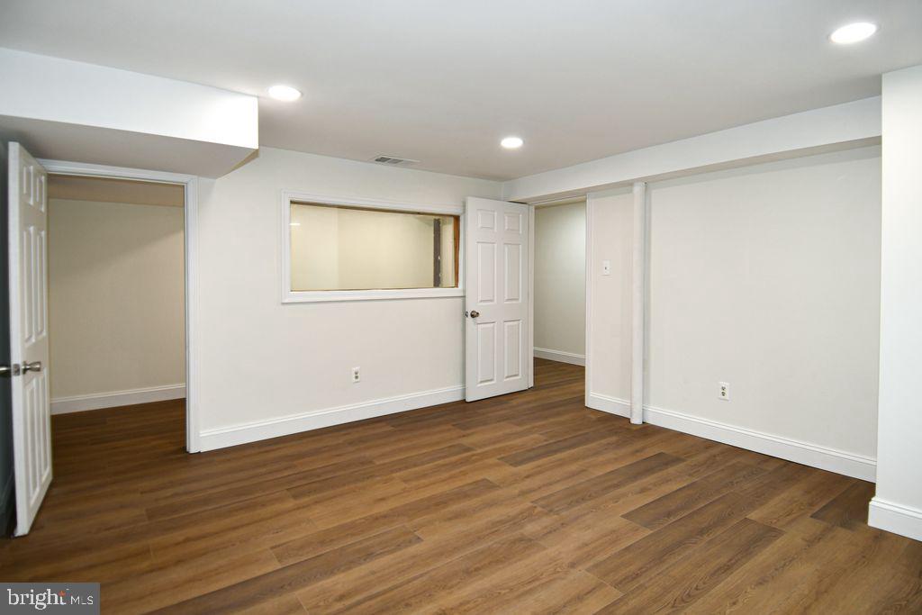 NORTH SPRINGFIELD - Residential