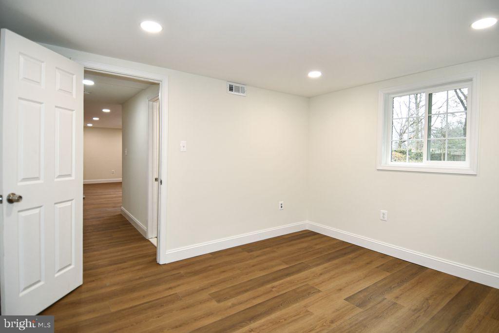 NORTH SPRINGFIELD - Residential